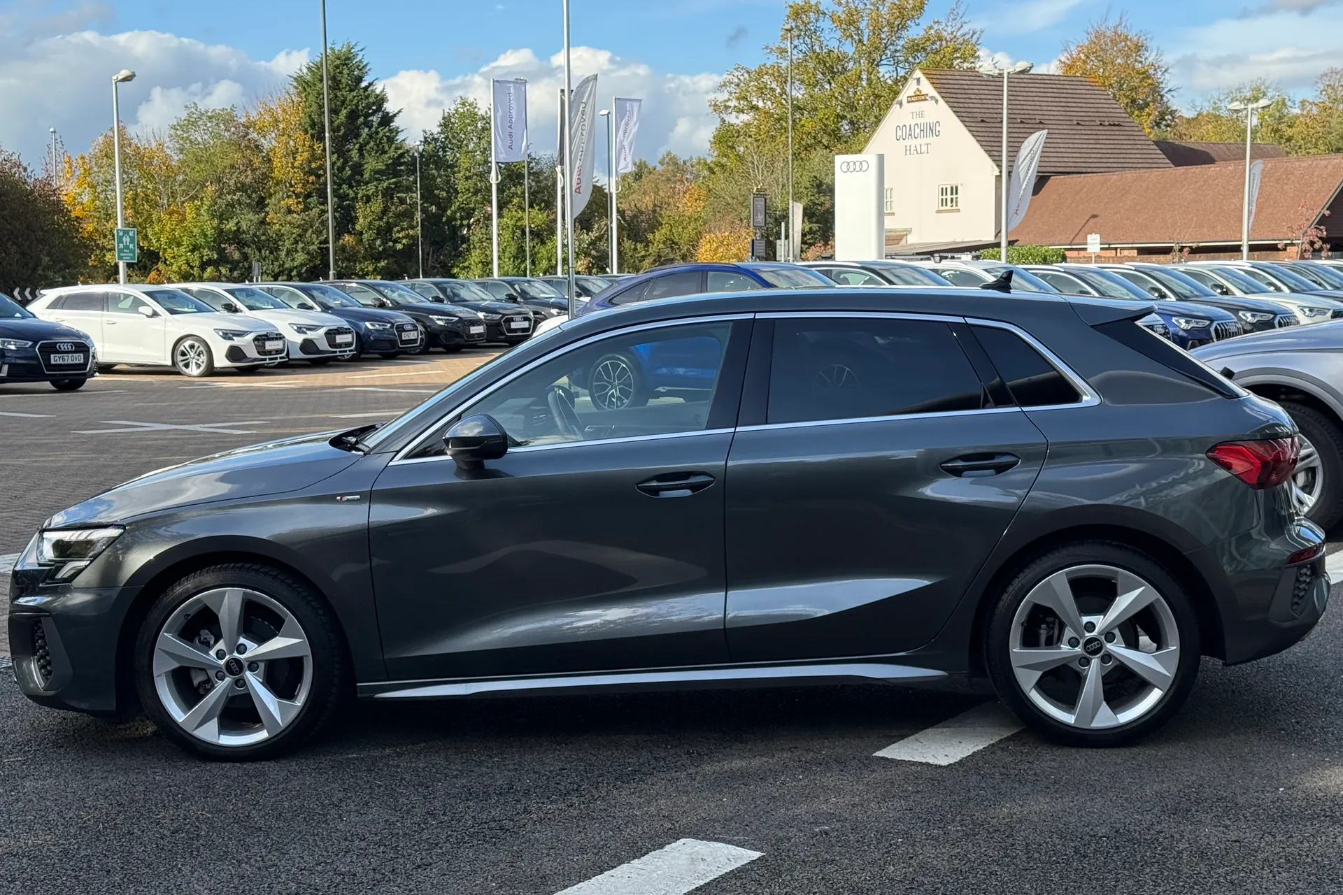 Audi A3 thumbnail image number 12