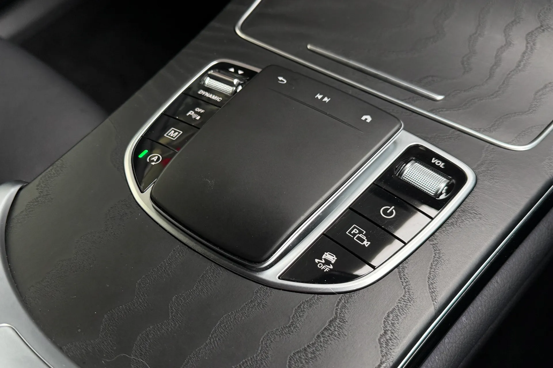 MERCEDES-BENZ GLC thumbnail image number 16