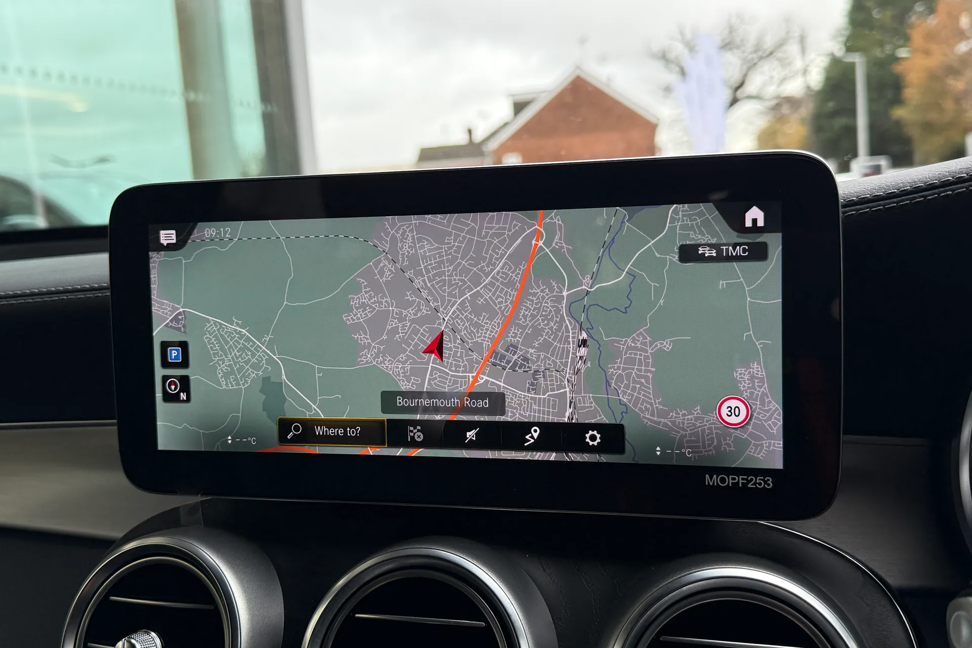 MERCEDES-BENZ GLC thumbnail image number 4