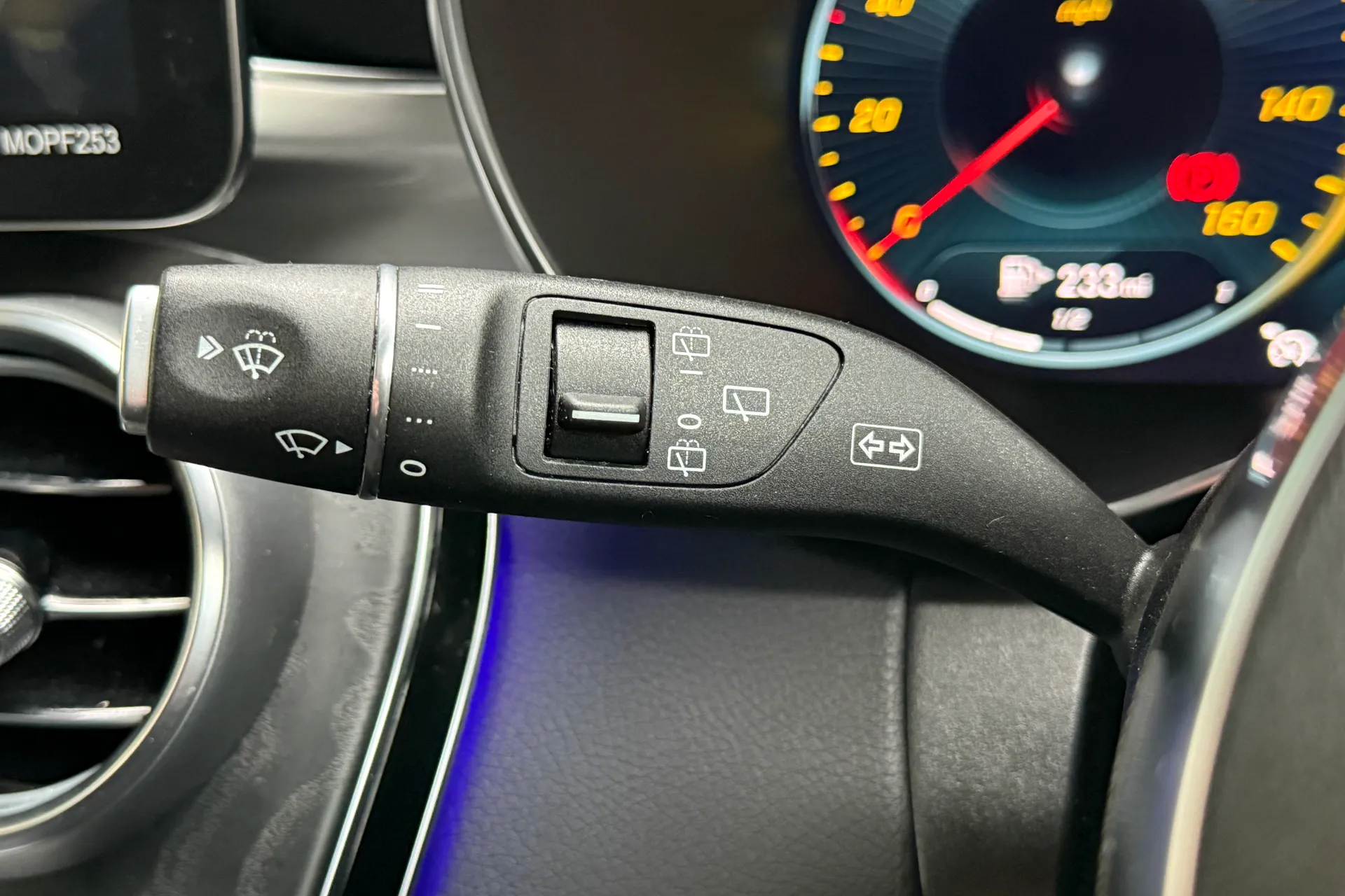 MERCEDES-BENZ GLC thumbnail image number 14