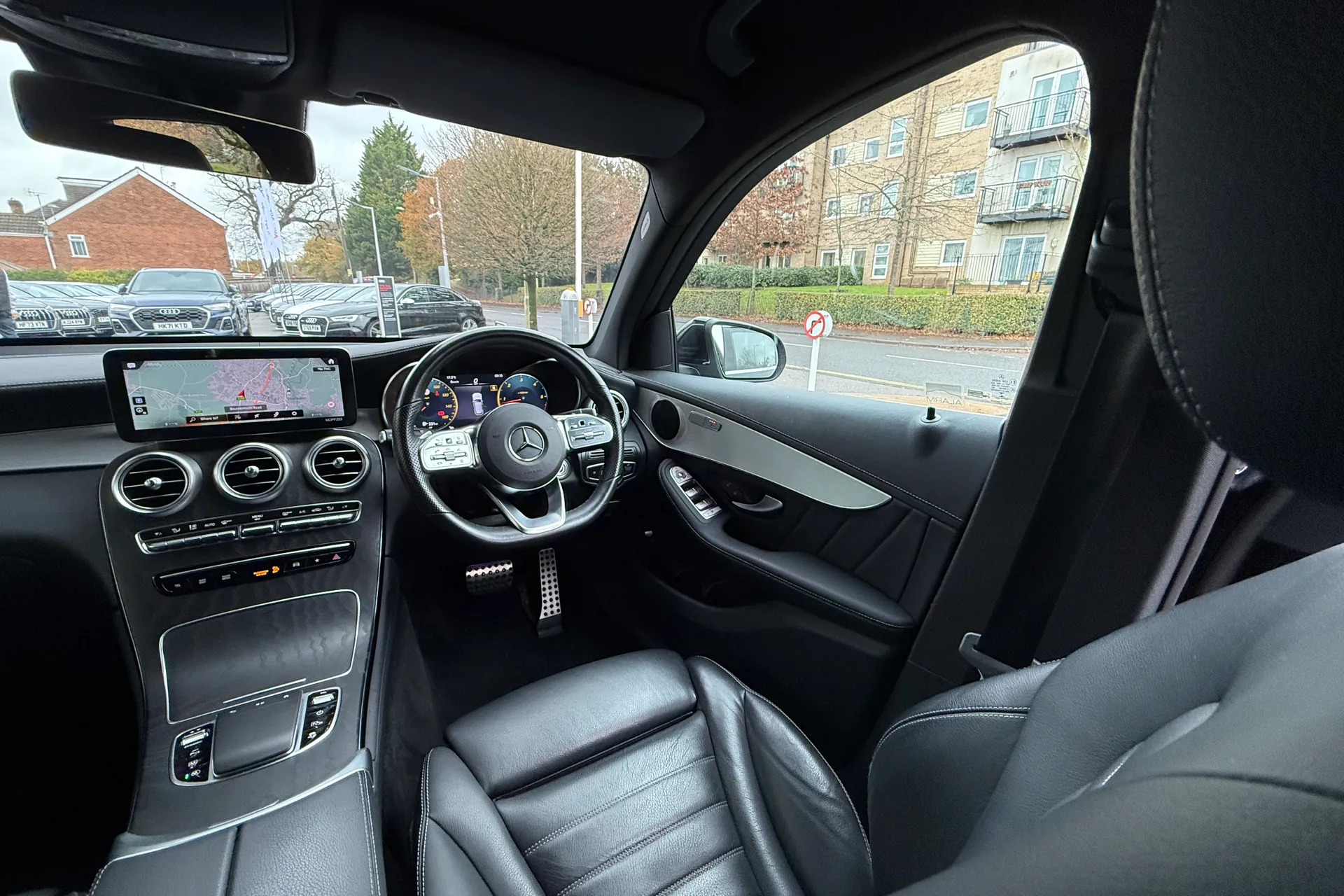 MERCEDES-BENZ GLC thumbnail image number 39