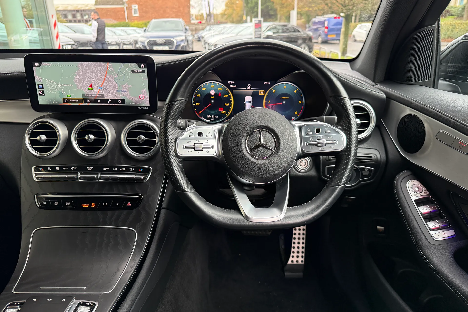 MERCEDES-BENZ GLC thumbnail image number 38