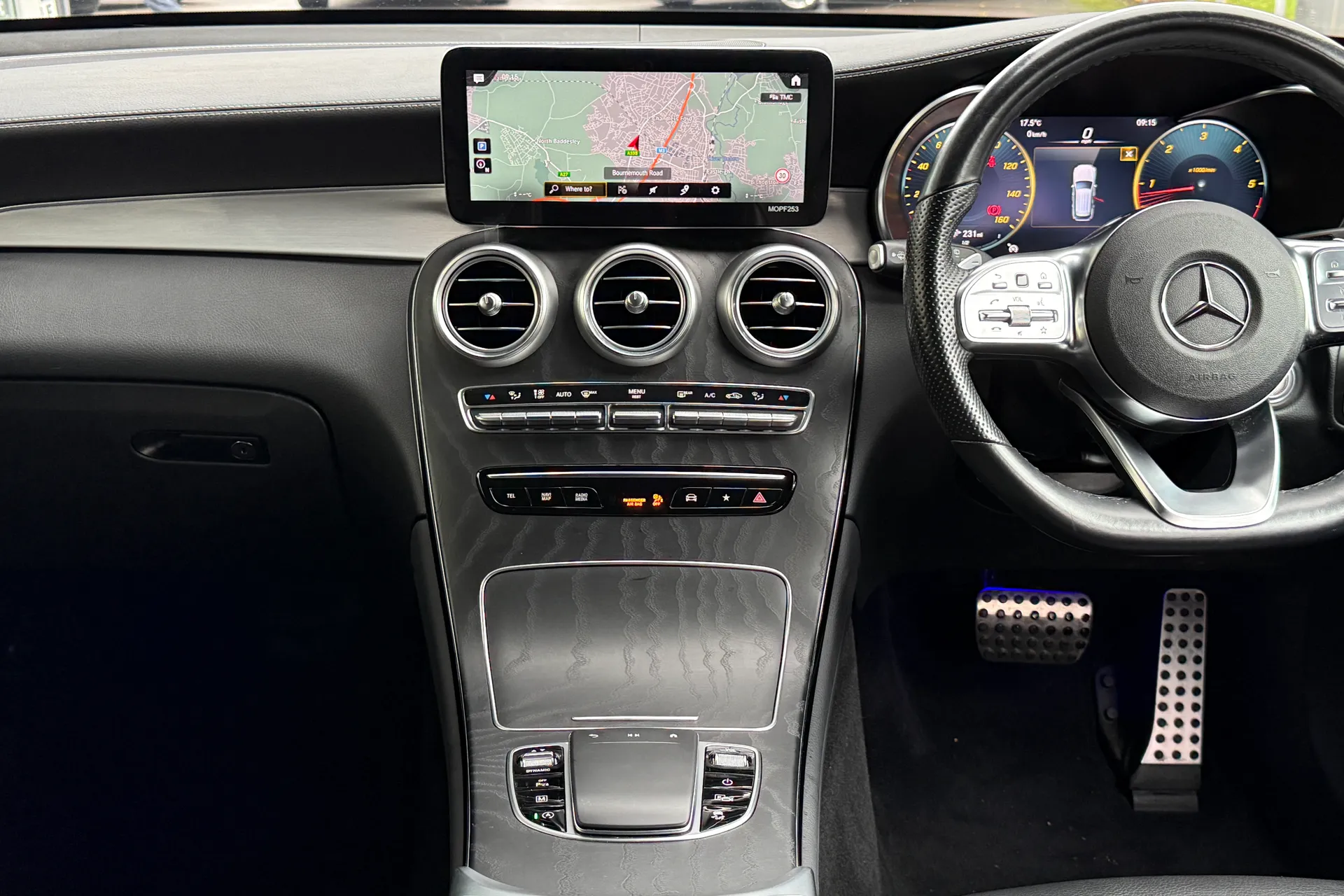 MERCEDES-BENZ GLC thumbnail image number 37