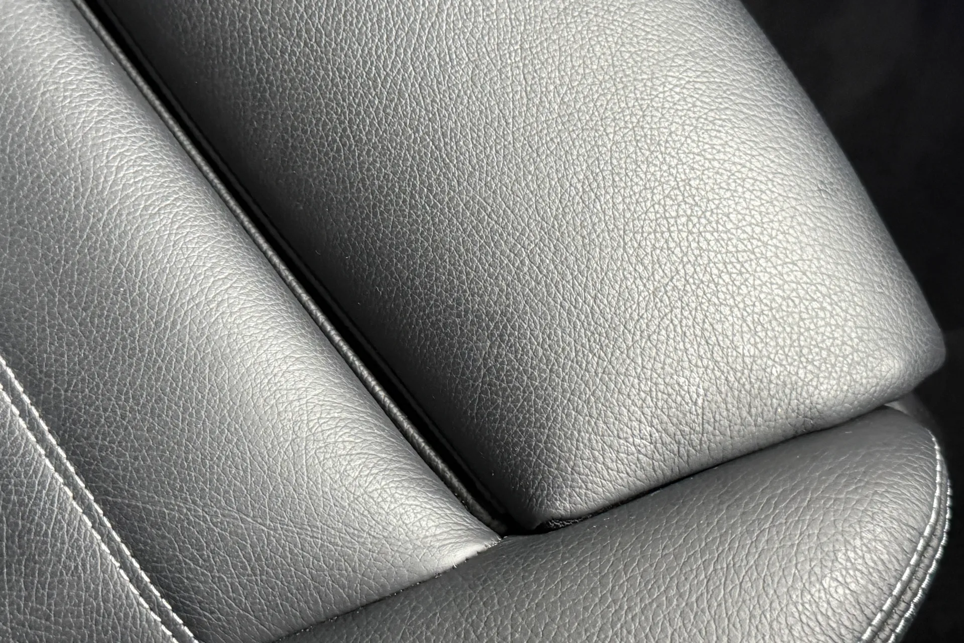 MERCEDES-BENZ GLC thumbnail image number 25