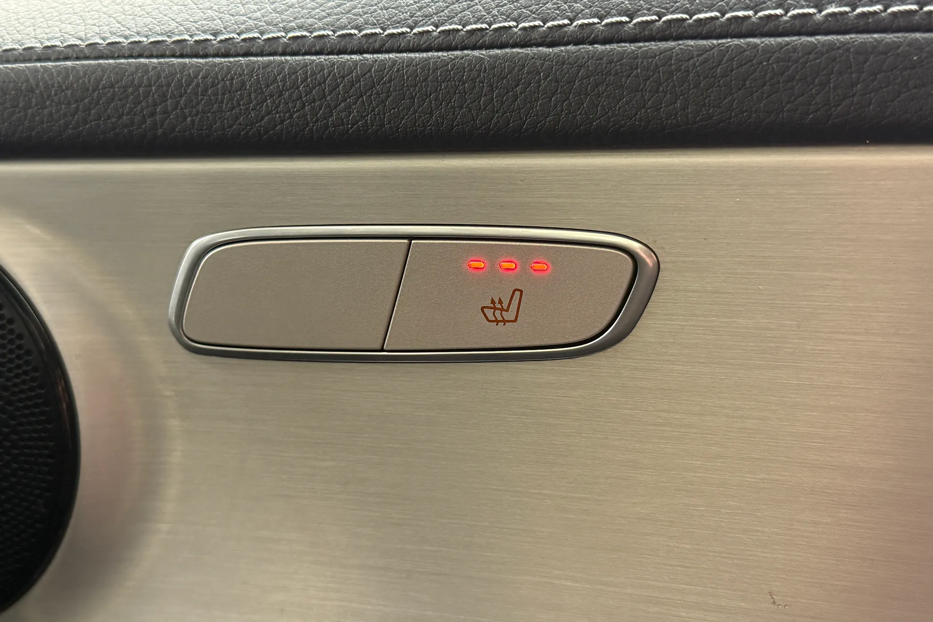 MERCEDES-BENZ GLC thumbnail image number 7