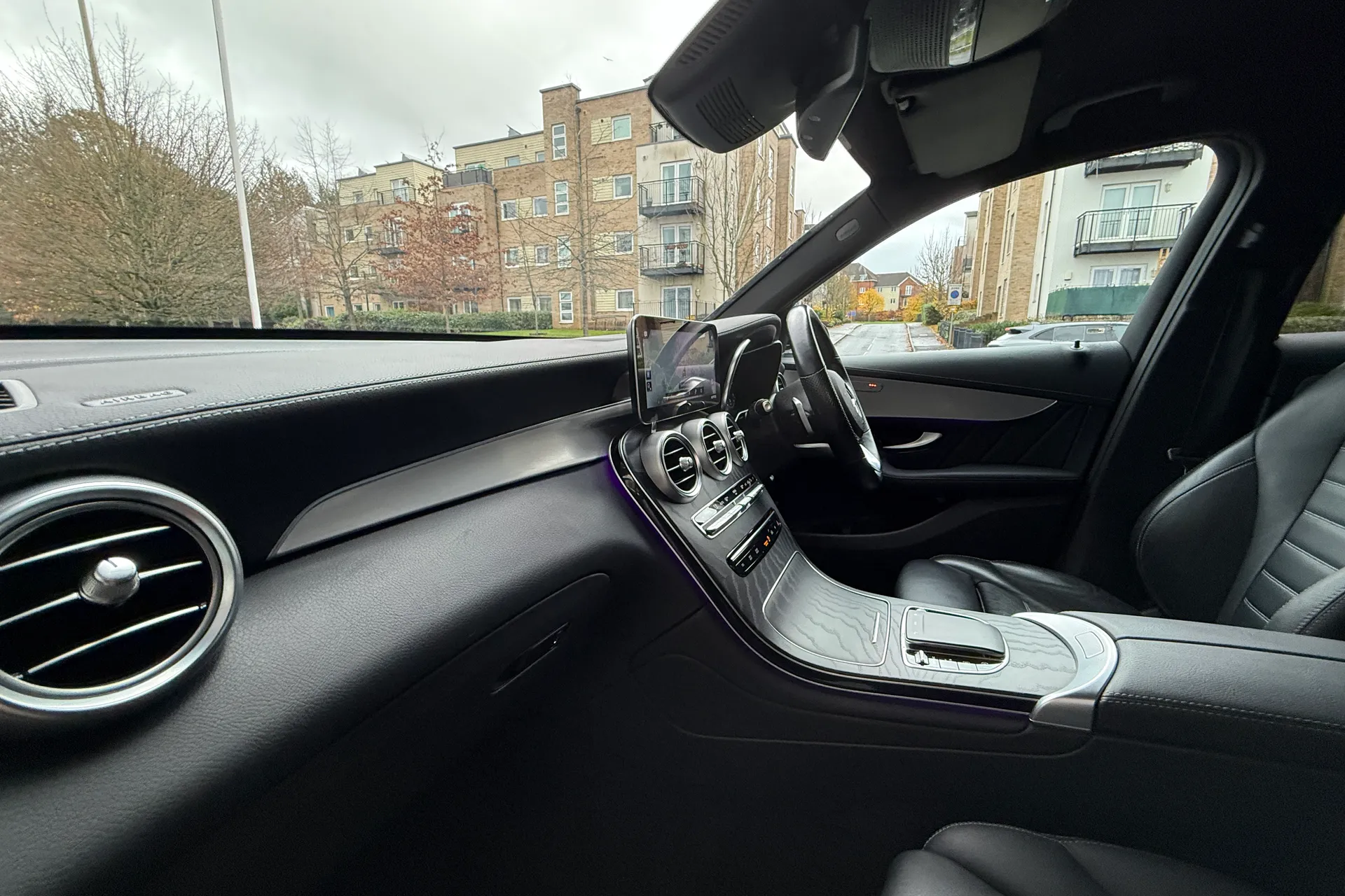 MERCEDES-BENZ GLC thumbnail image number 8