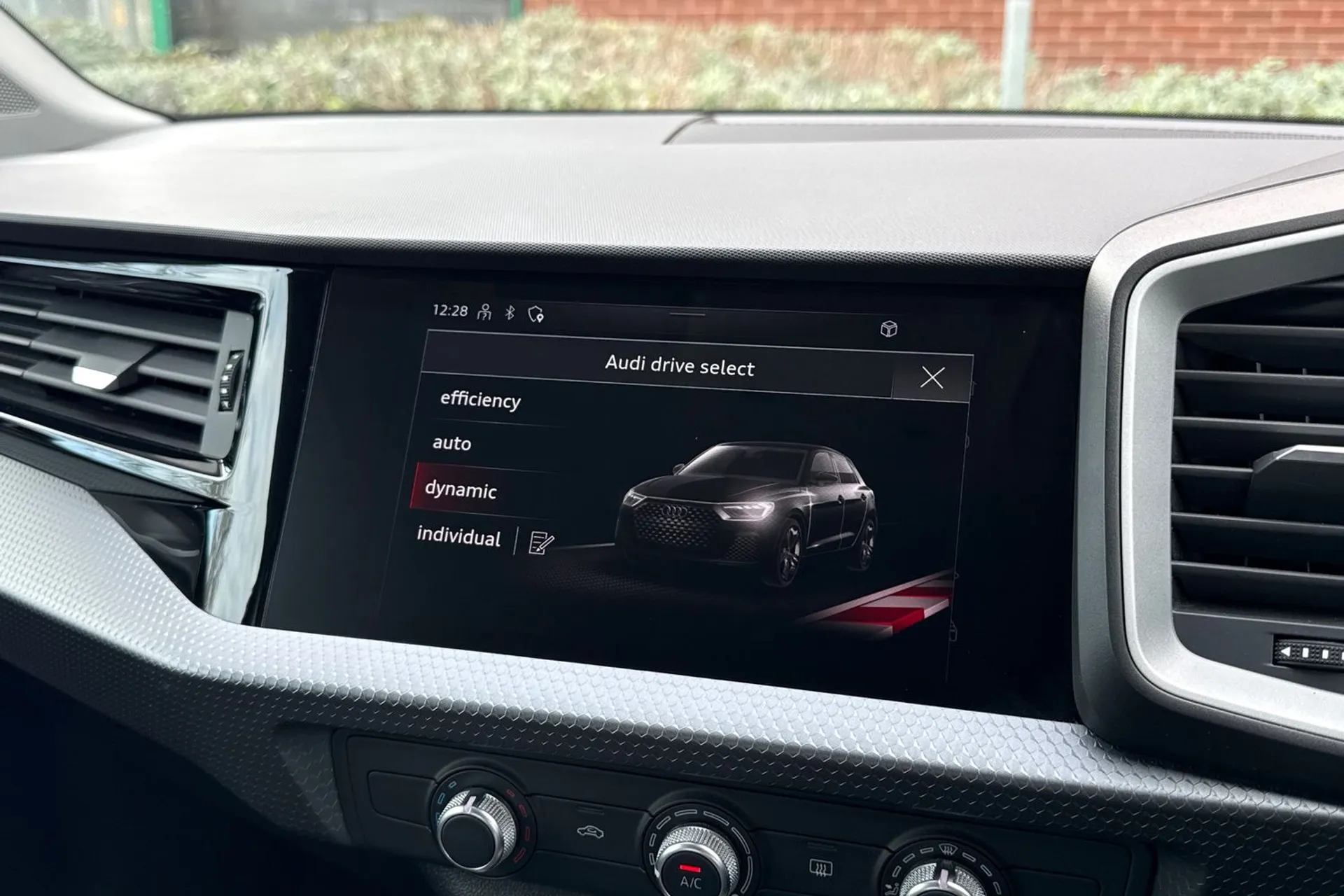 Audi A1 thumbnail image number 21