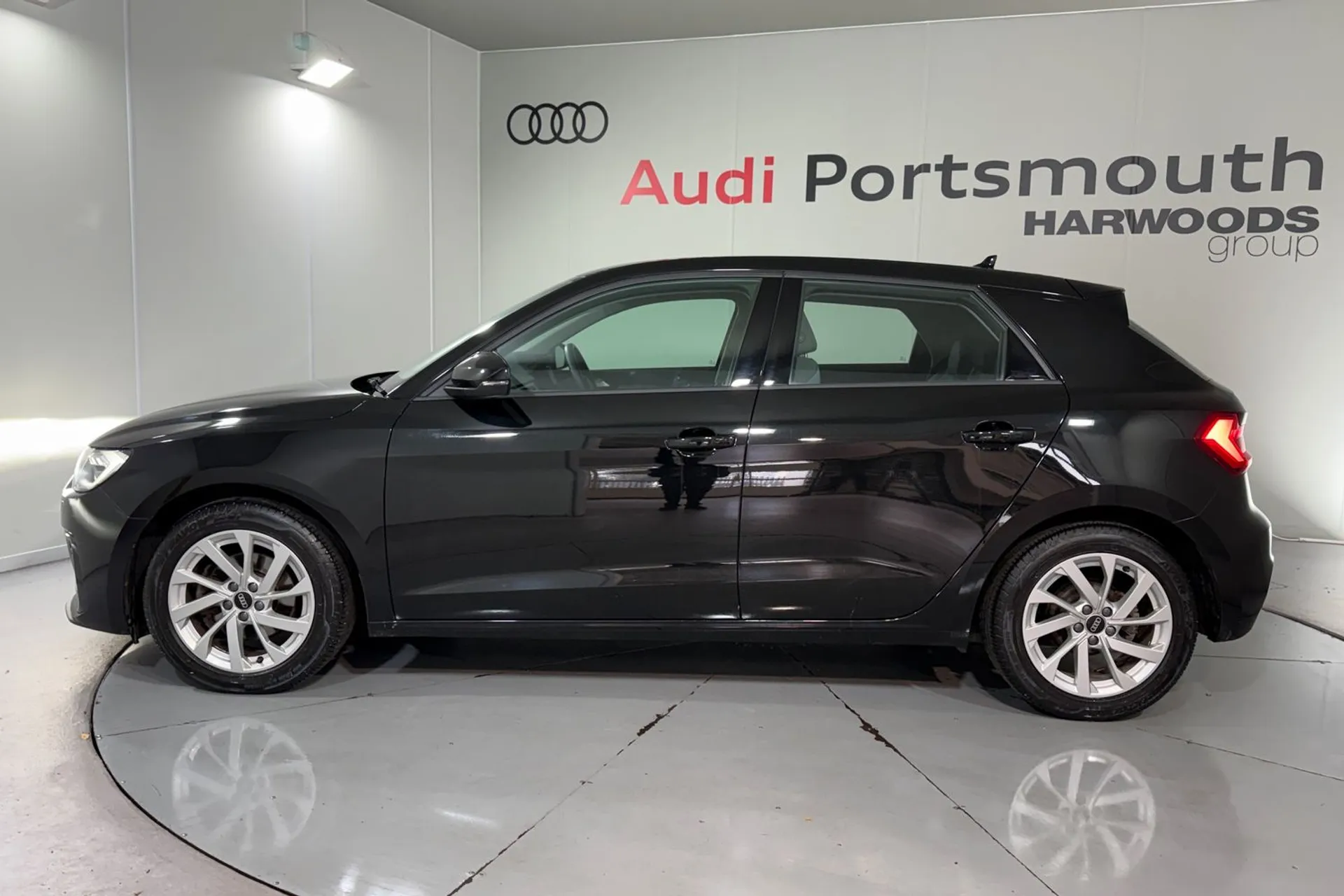 Audi A1 thumbnail image number 11