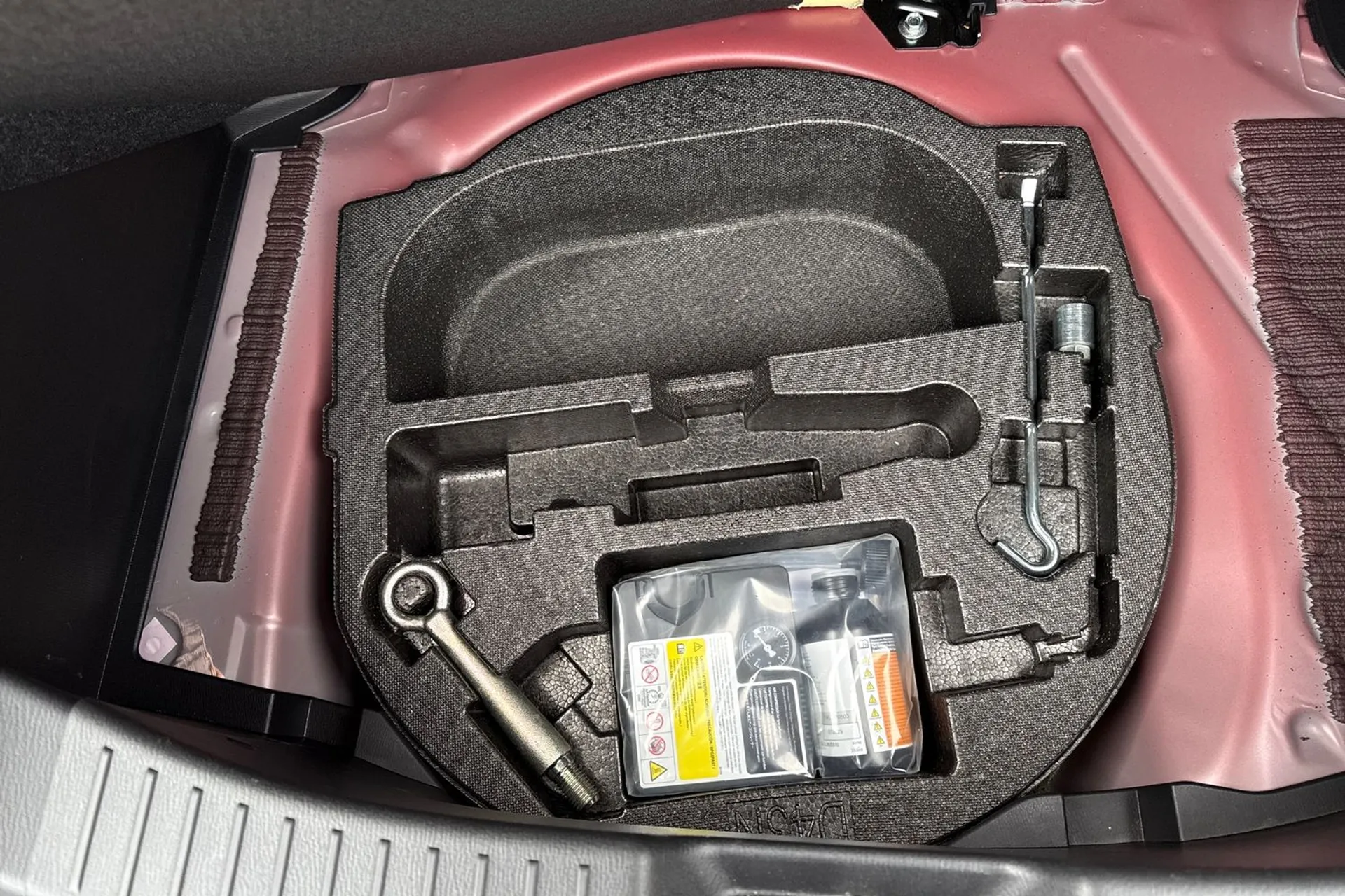 MAZDA 2 thumbnail image number 22