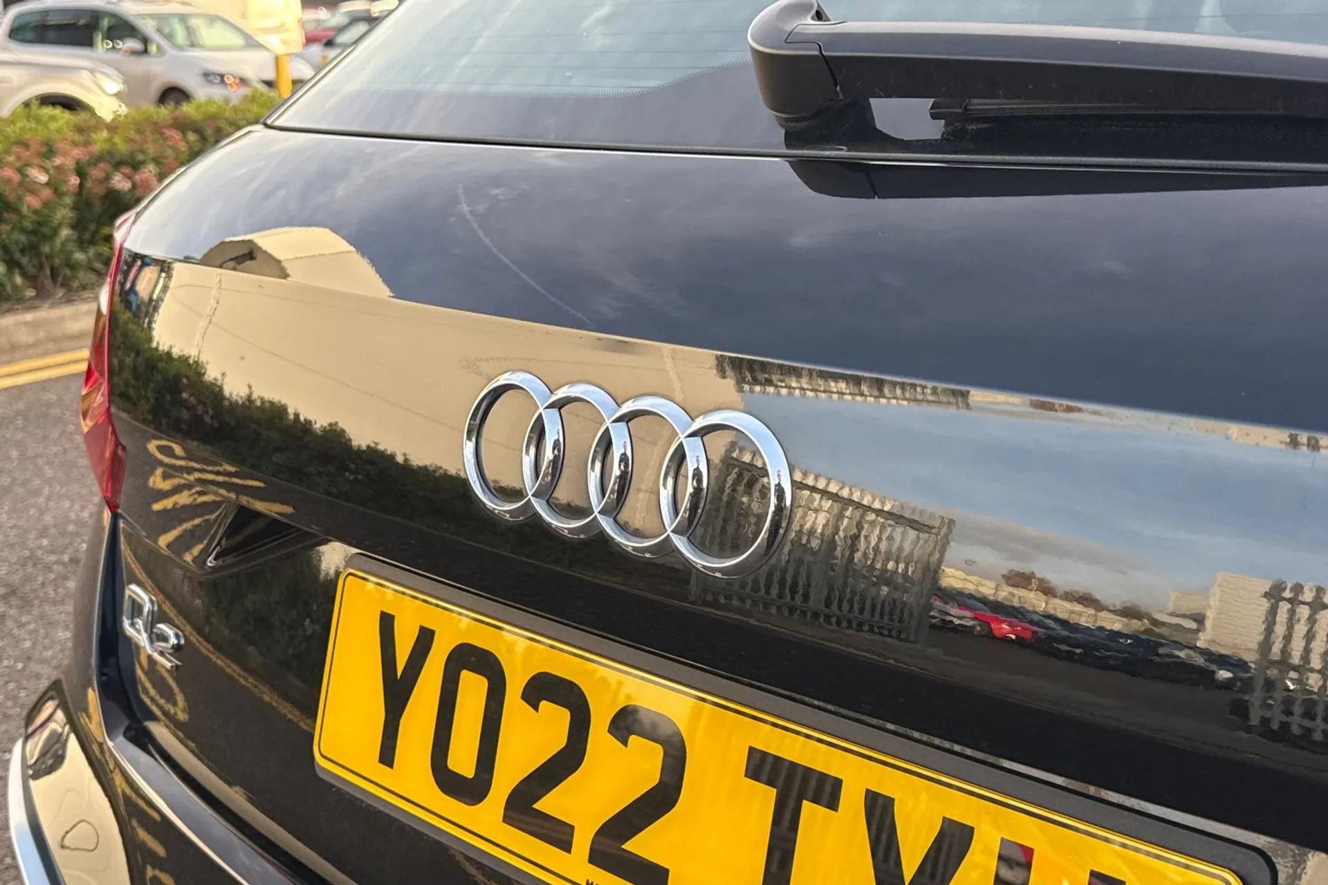 Audi Q2 thumbnail image number 15