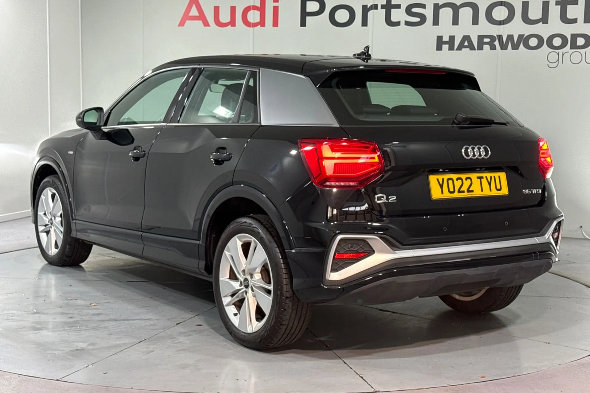 Audi Q2 thumbnail image number 8