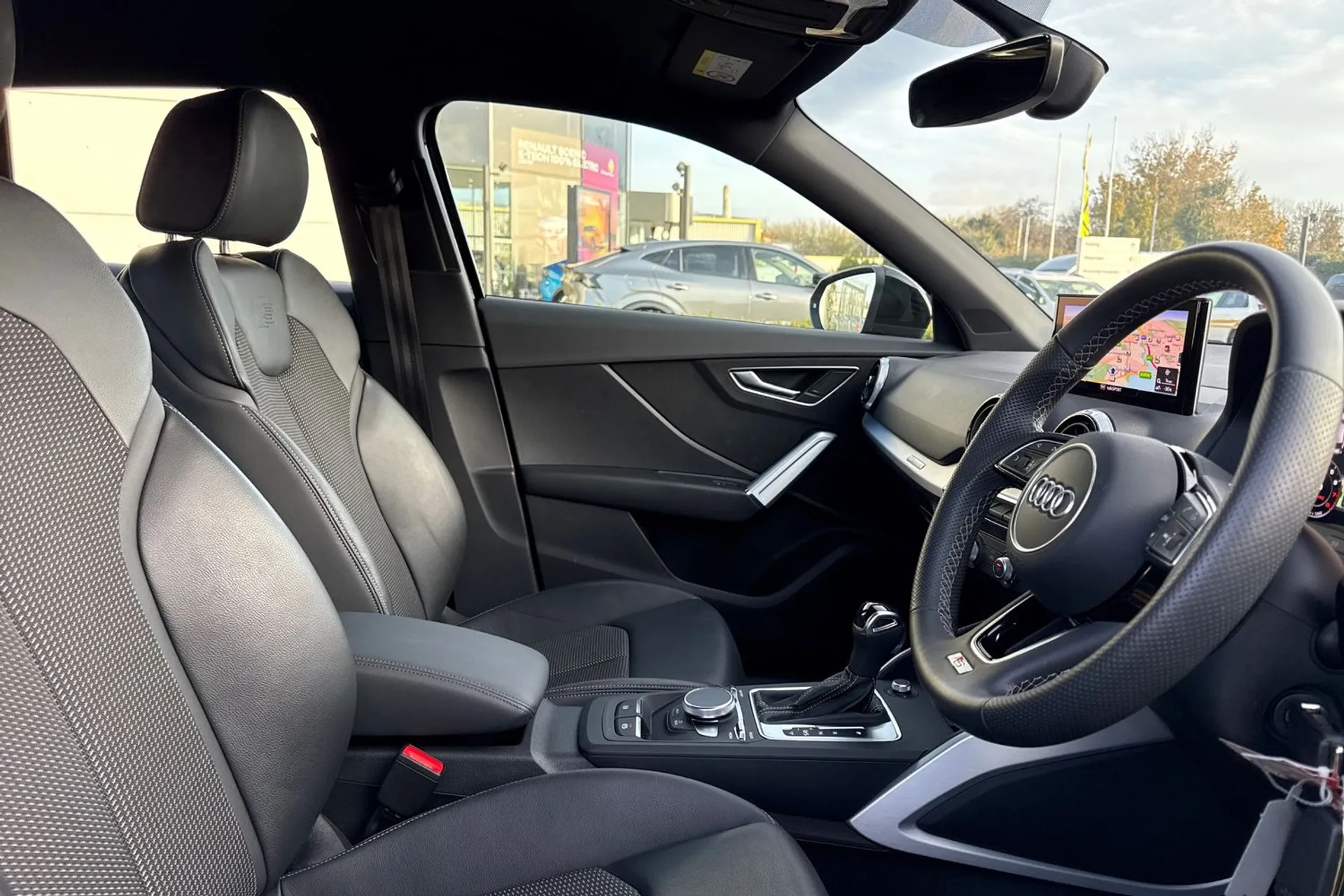 Audi Q2 thumbnail image number 26