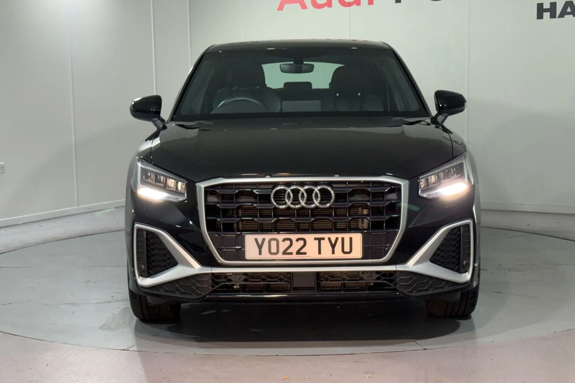 Audi Q2 thumbnail image number 11