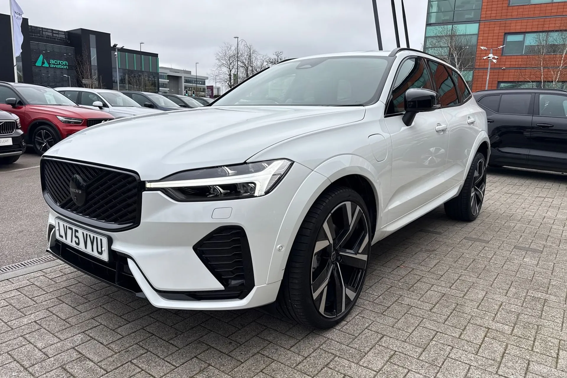 Volvo XC60 thumbnail image number 12