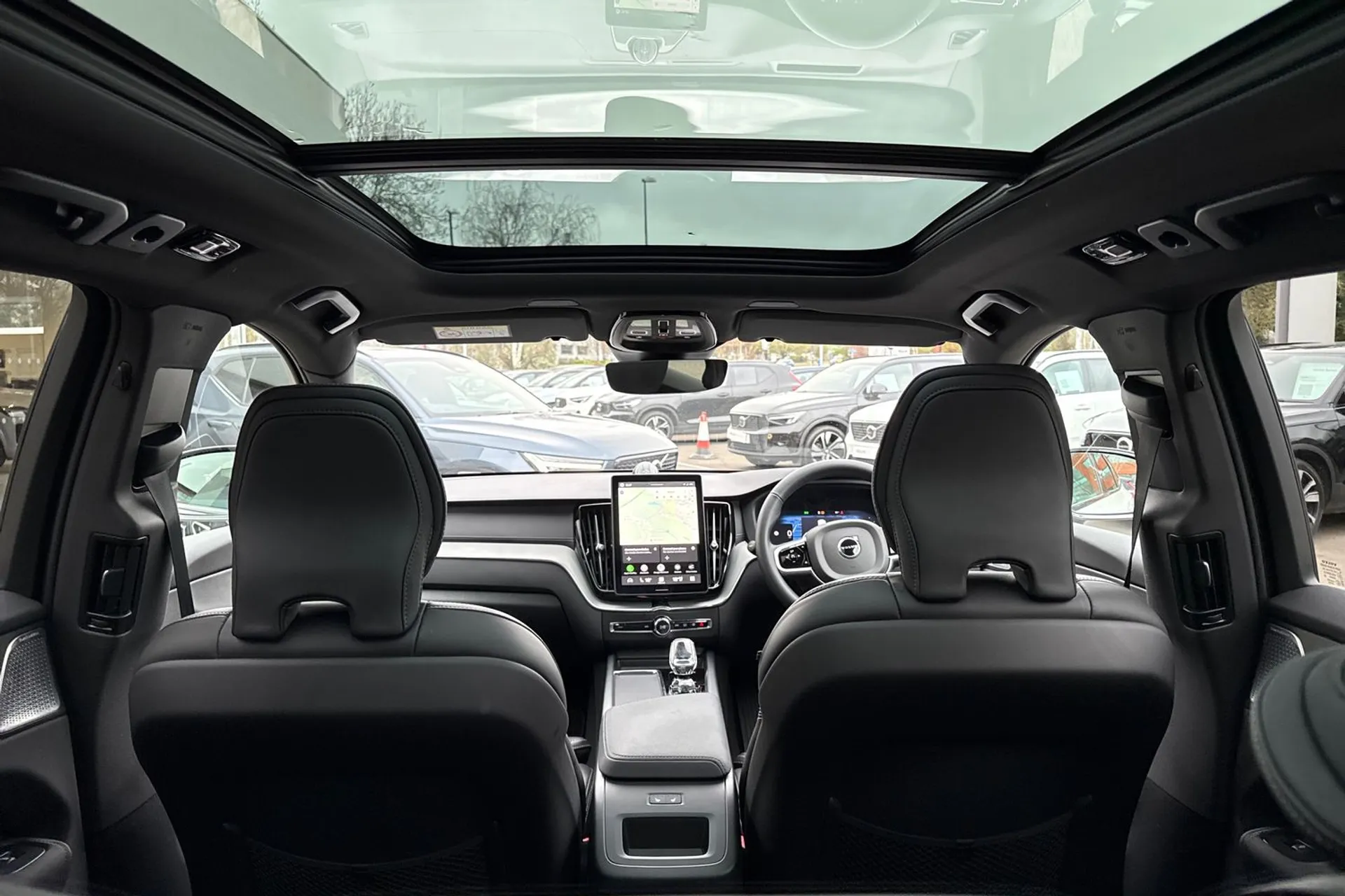 Volvo XC60 thumbnail image number 22