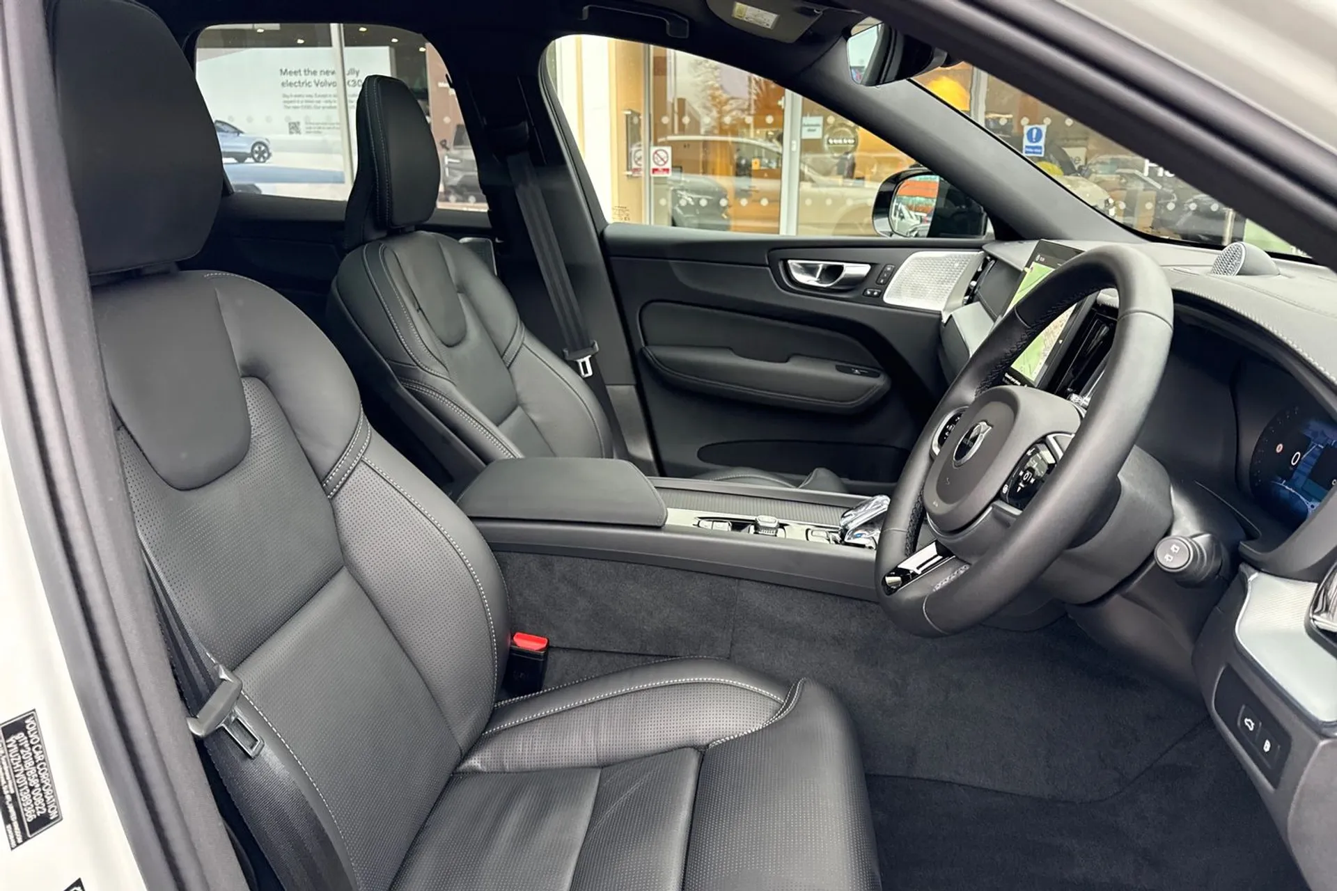 Volvo XC60 thumbnail image number 26