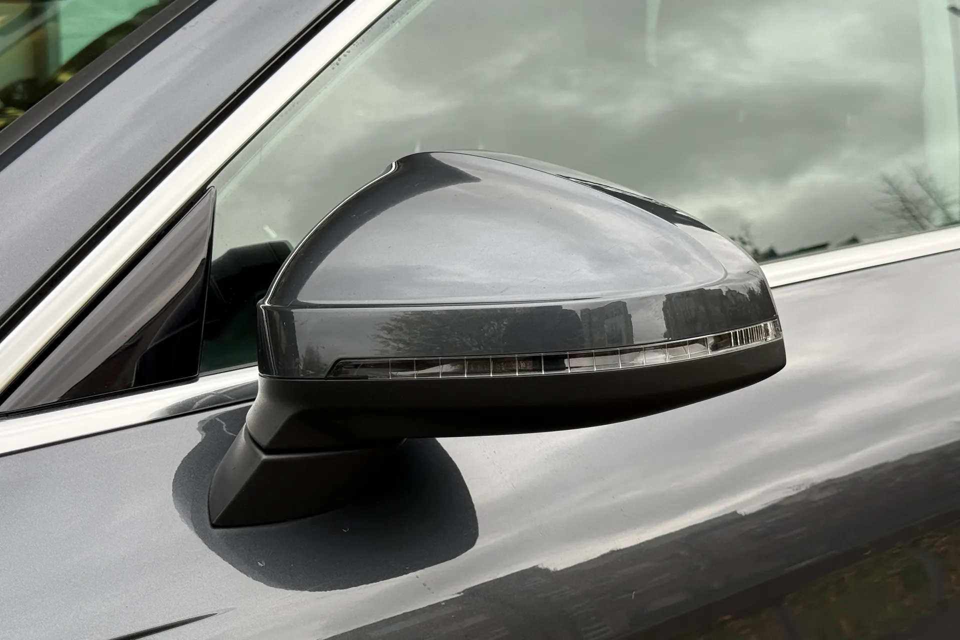 Audi A4 allroad thumbnail image number 56