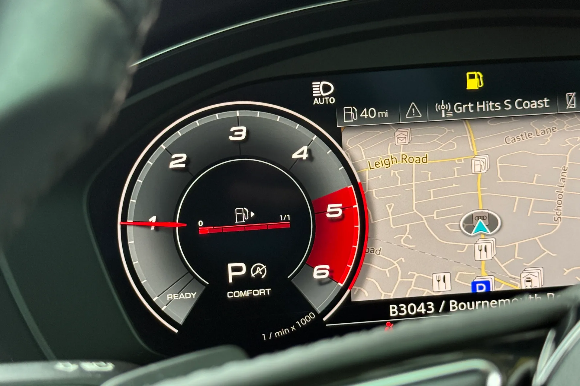 Audi A4 allroad thumbnail image number 15