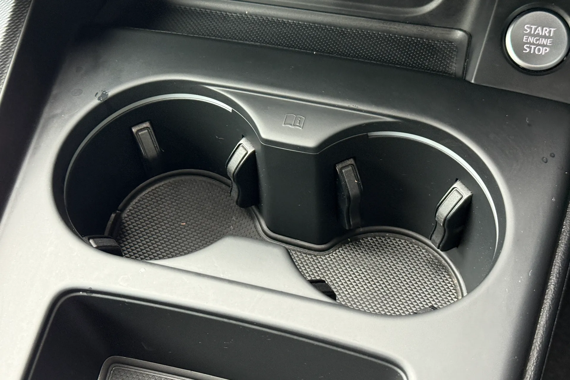 Audi A4 allroad thumbnail image number 23