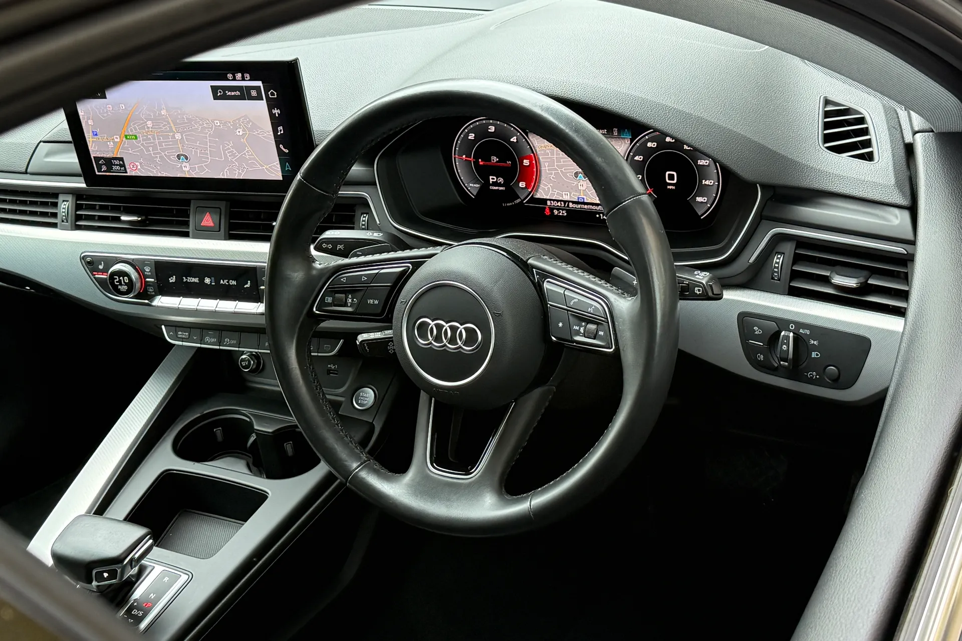 Audi A4 allroad thumbnail image number 34