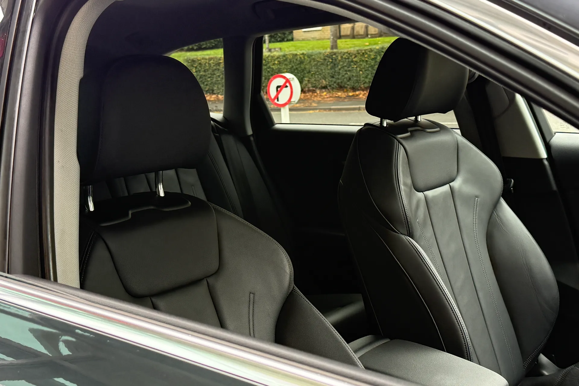 Audi A4 allroad thumbnail image number 35