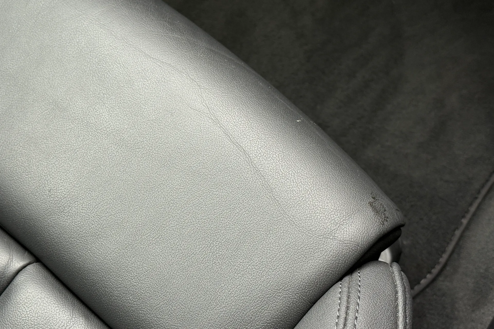 Audi A4 allroad thumbnail image number 26