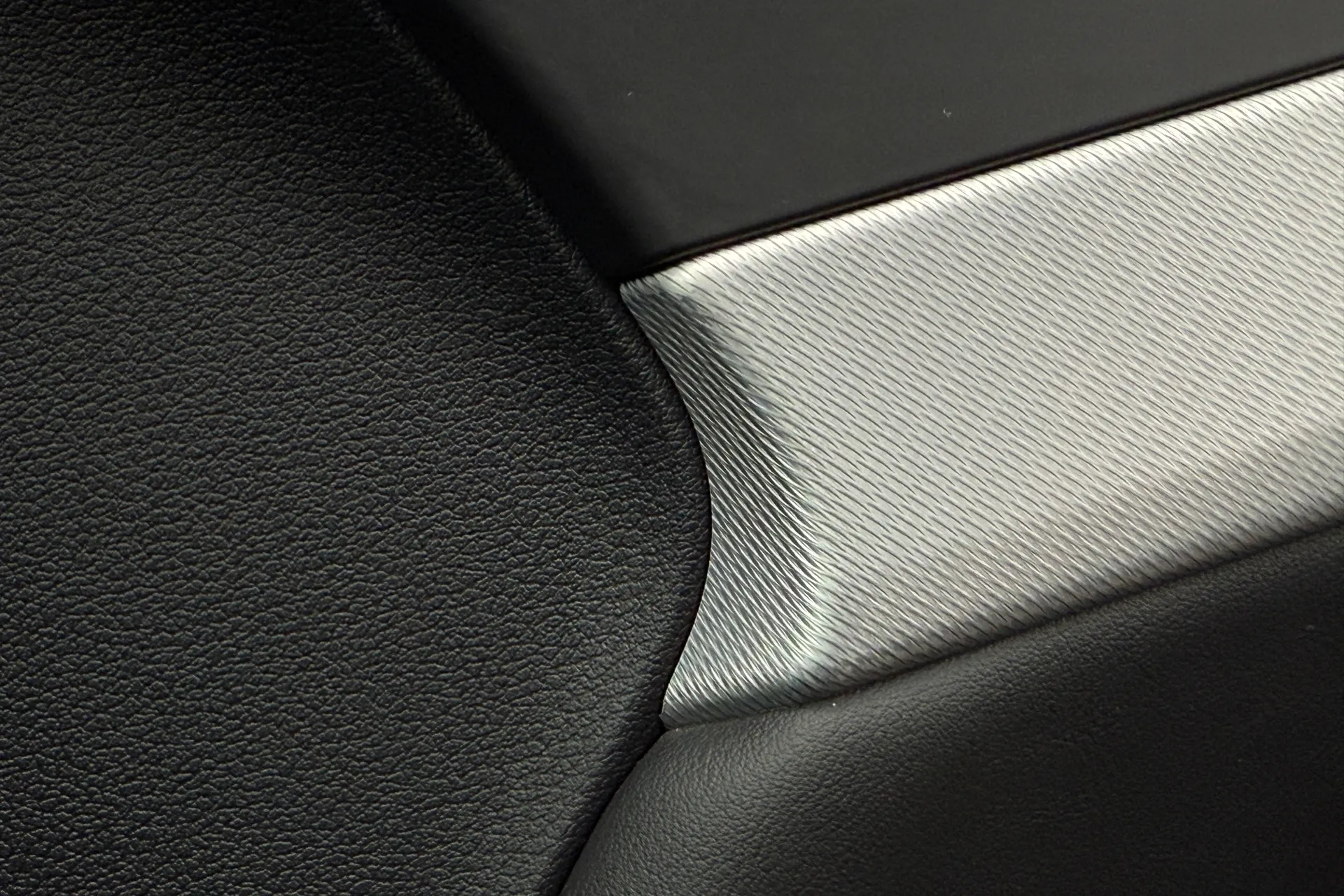 Audi A4 allroad thumbnail image number 64