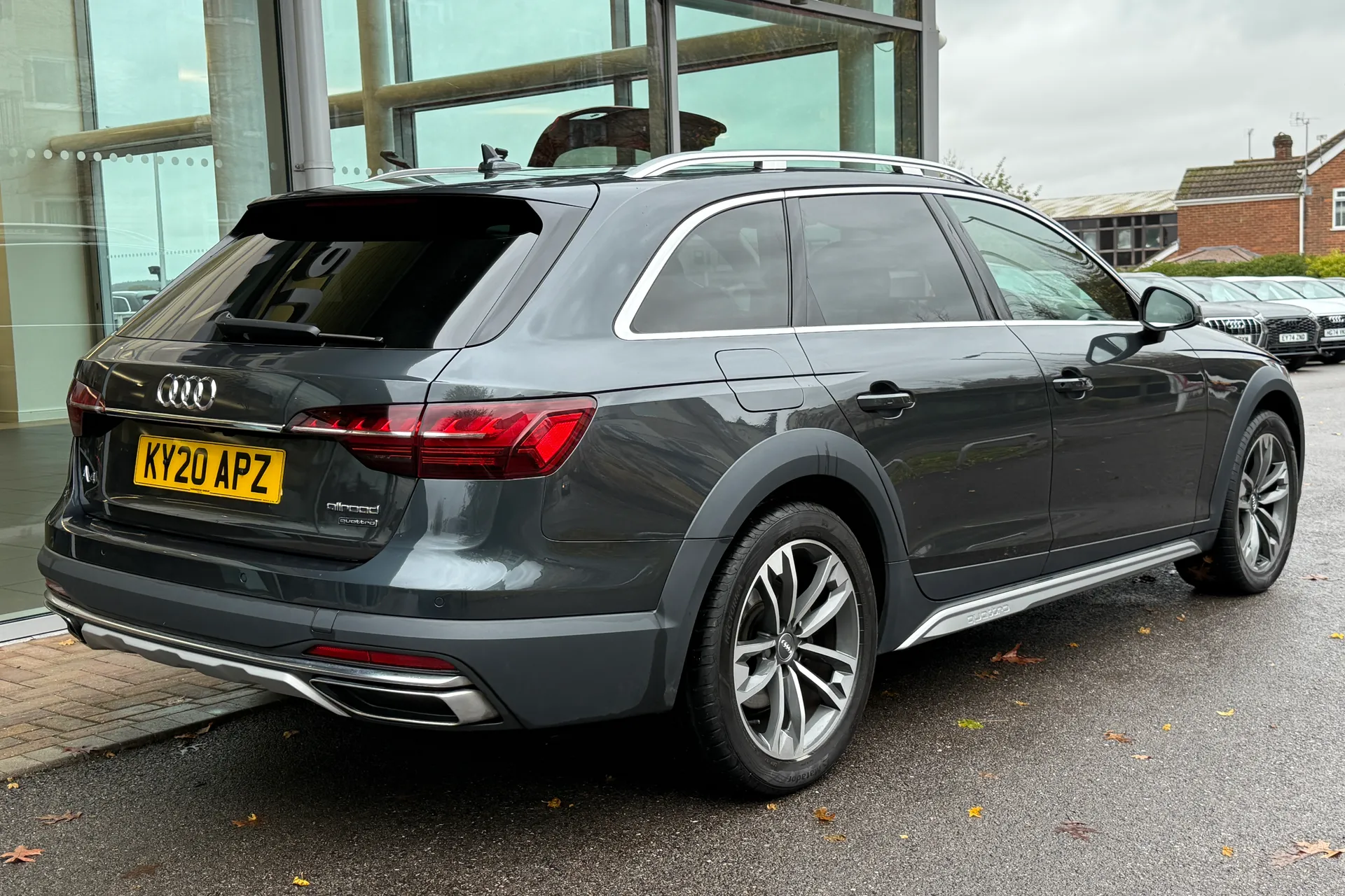 Audi A4 allroad thumbnail image number 65