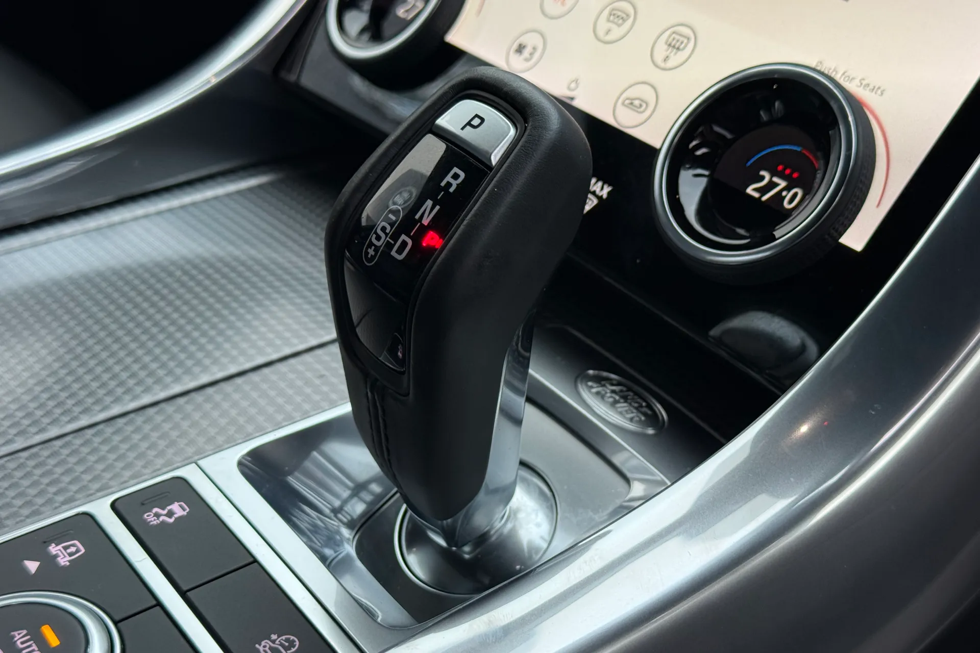 LAND ROVER RANGE ROVER SPORT thumbnail image number 19