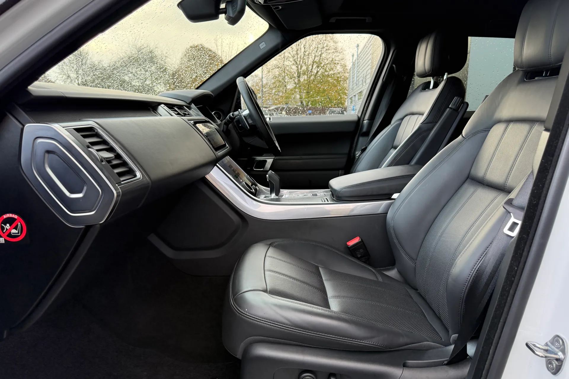 LAND ROVER RANGE ROVER SPORT thumbnail image number 10