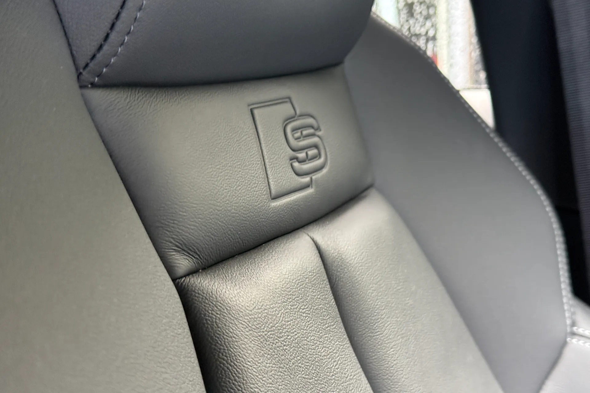 Audi A3 thumbnail image number 21