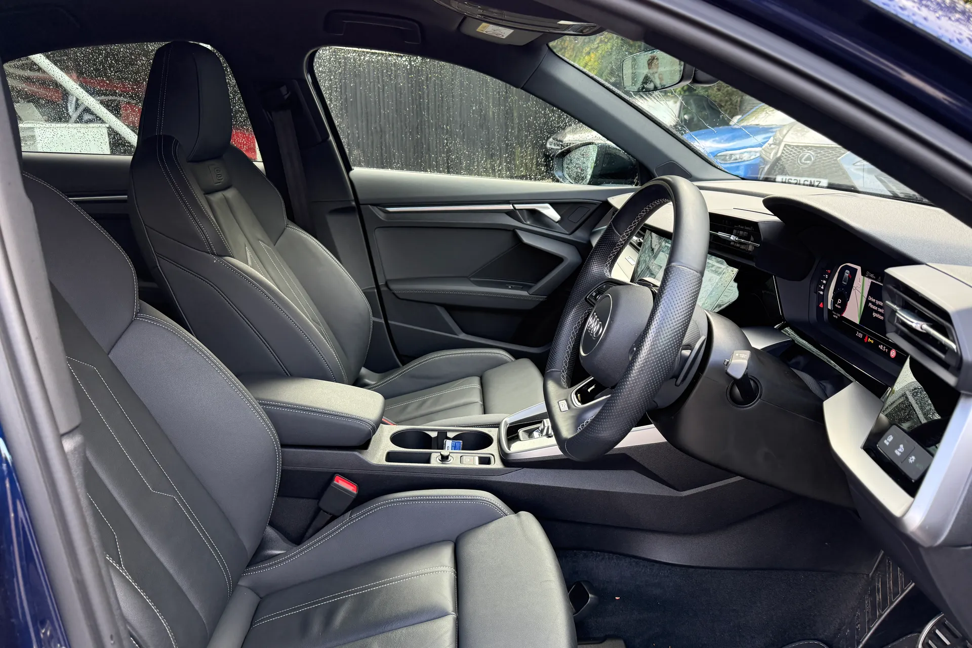 Audi A3 thumbnail image number 32