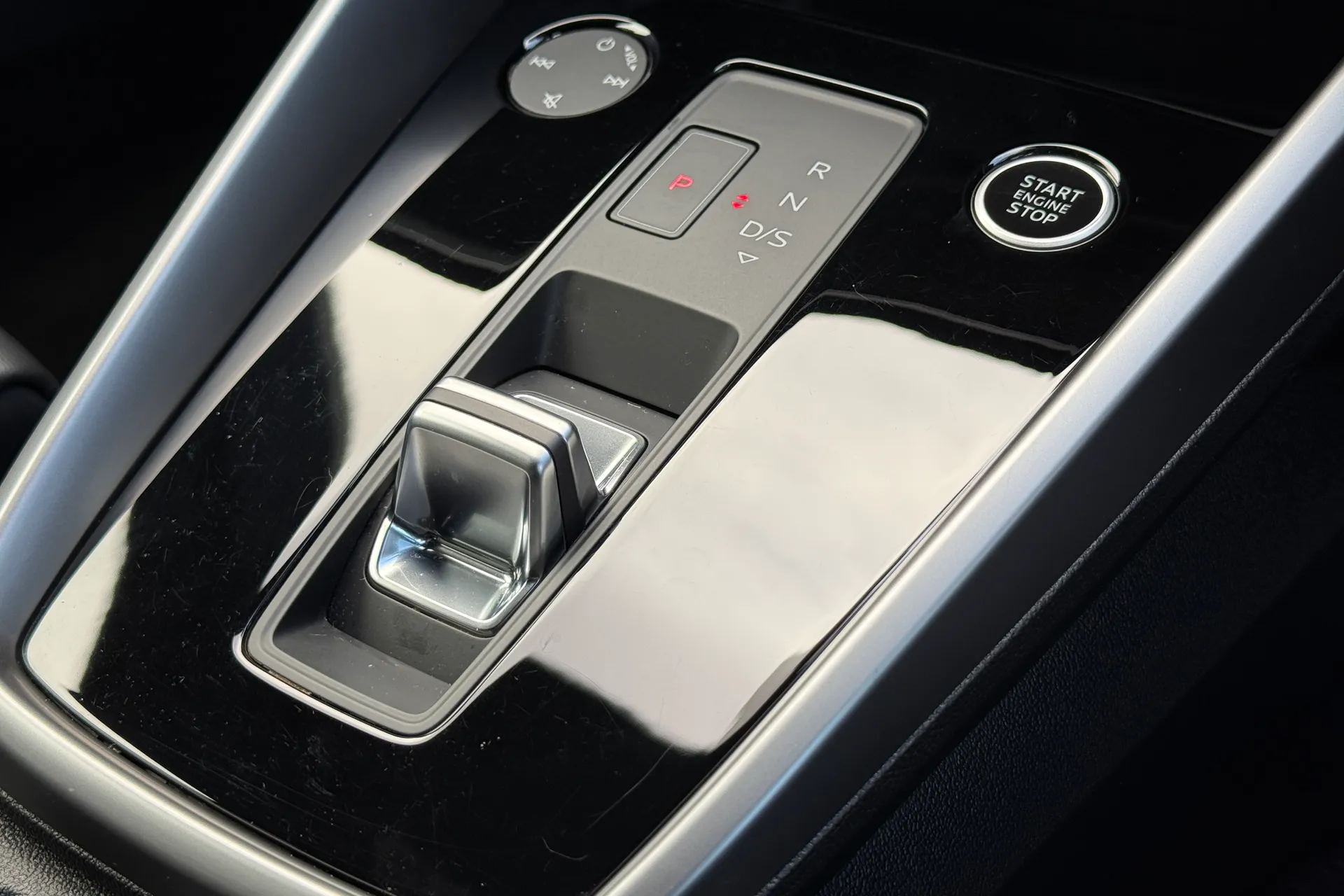 Audi A3 thumbnail image number 17