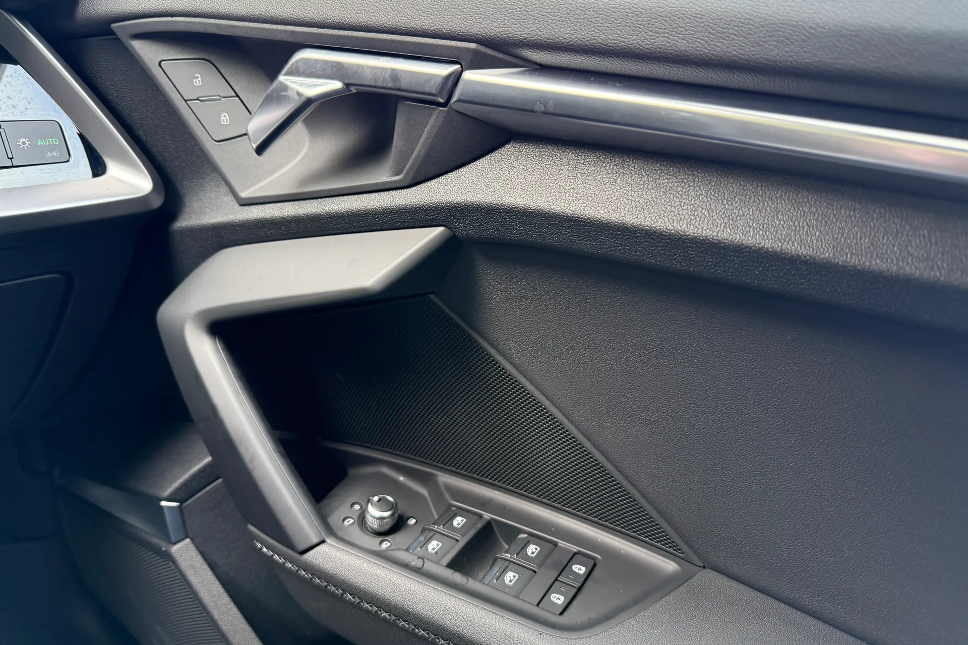 Audi A3 thumbnail image number 16