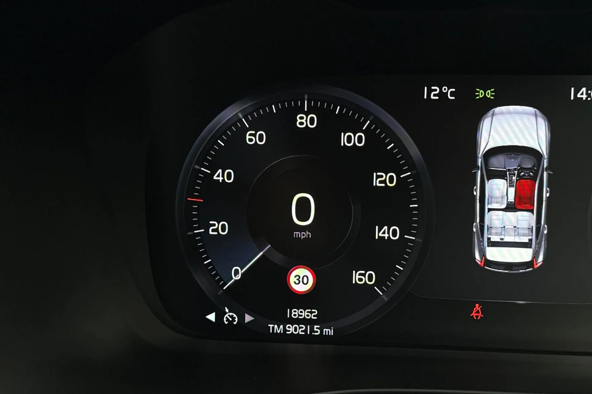 Volvo XC40 thumbnail image number 43