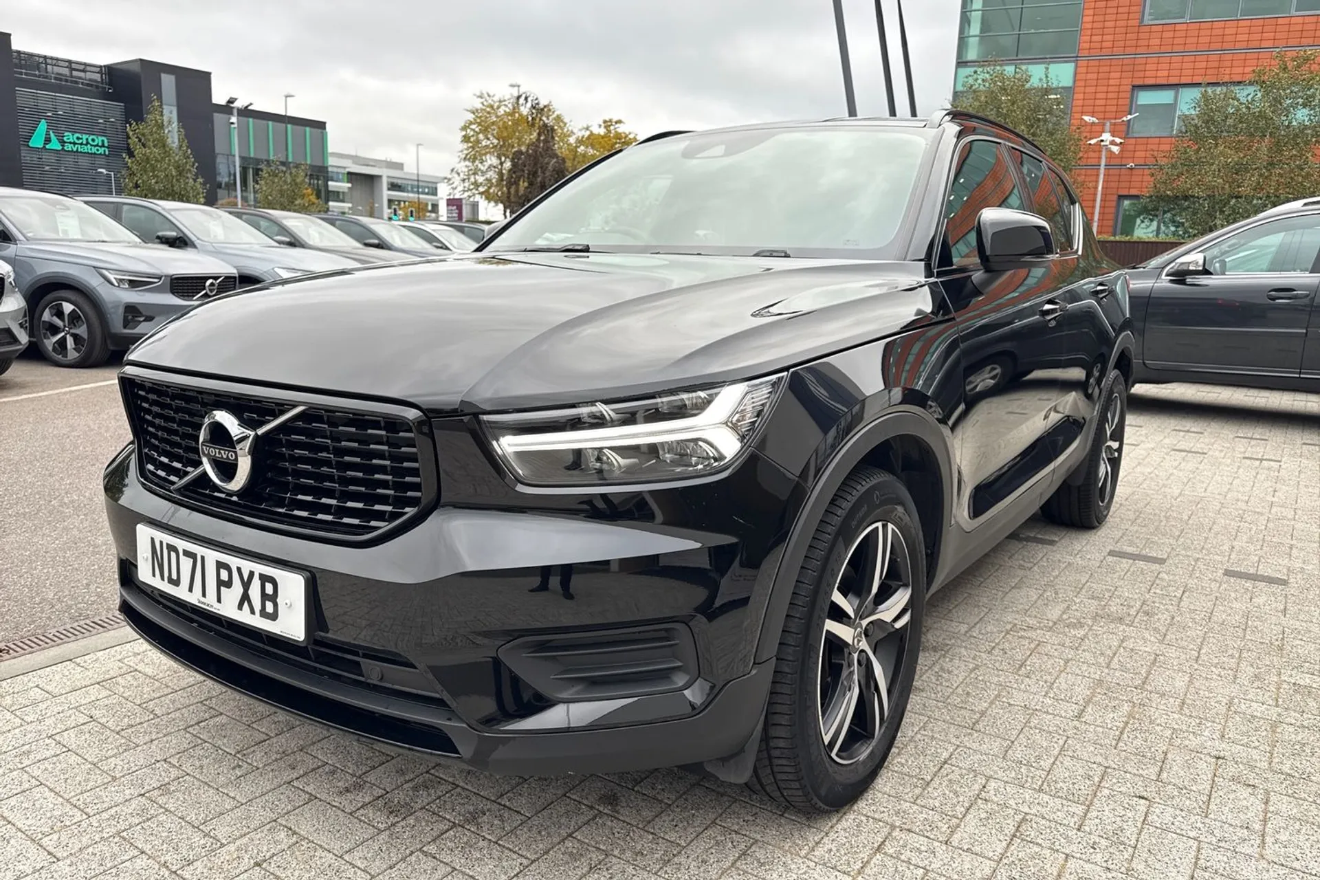 Volvo XC40 thumbnail image number 11