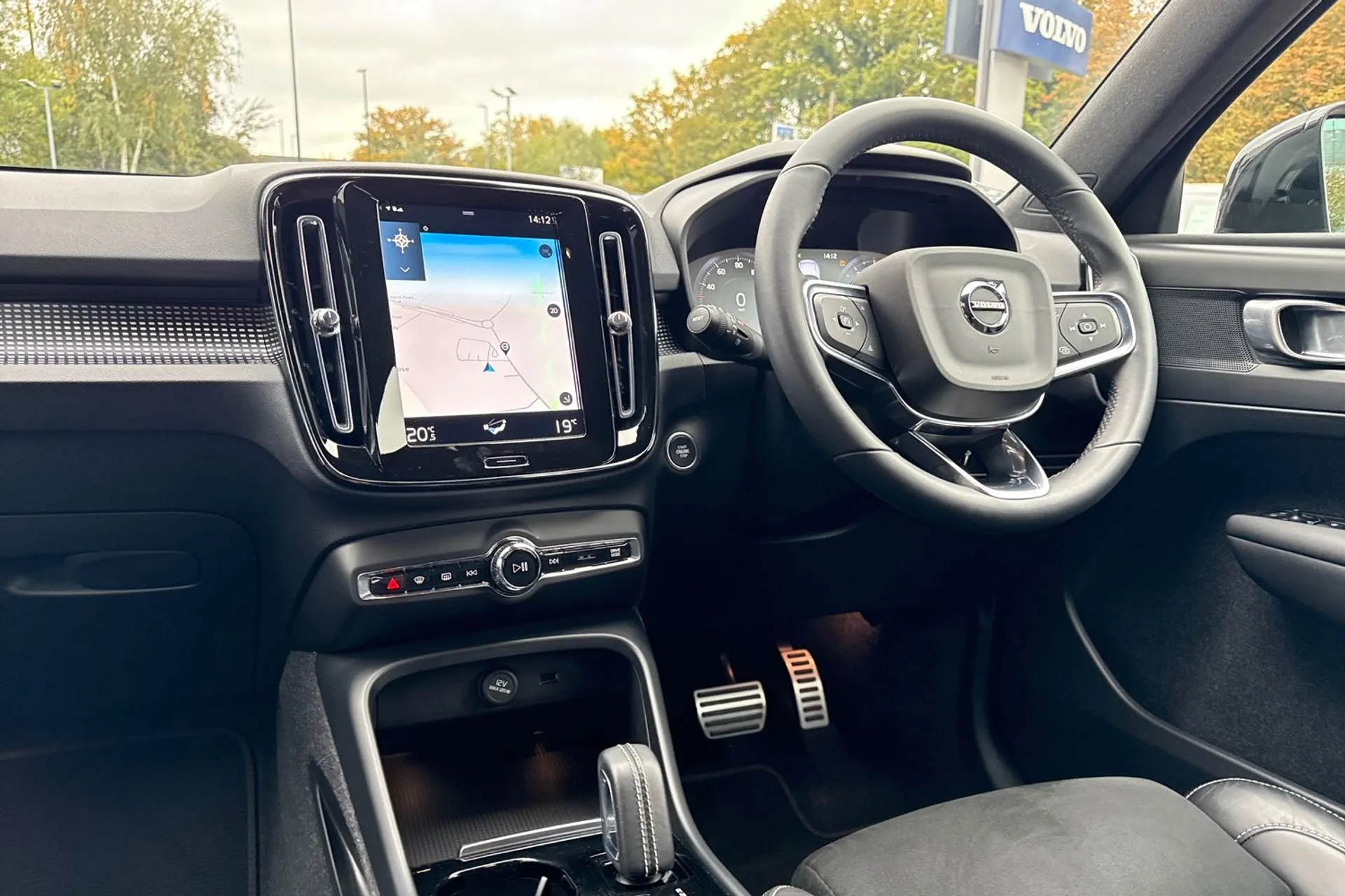 Volvo XC40 thumbnail image number 34