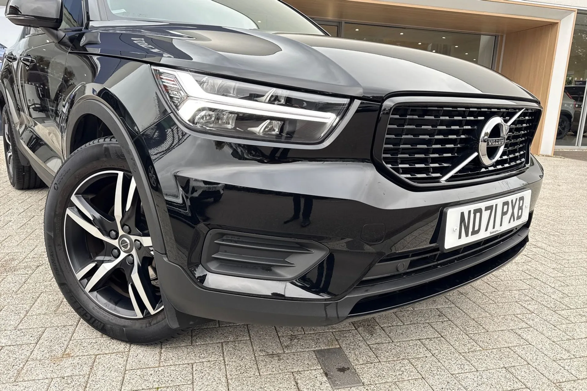 Volvo XC40 thumbnail image number 6