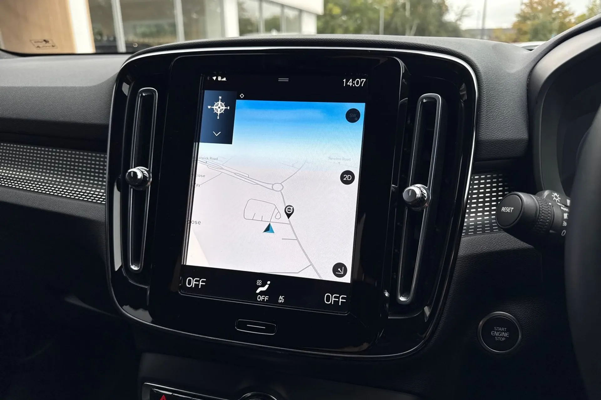 Volvo XC40 thumbnail image number 37