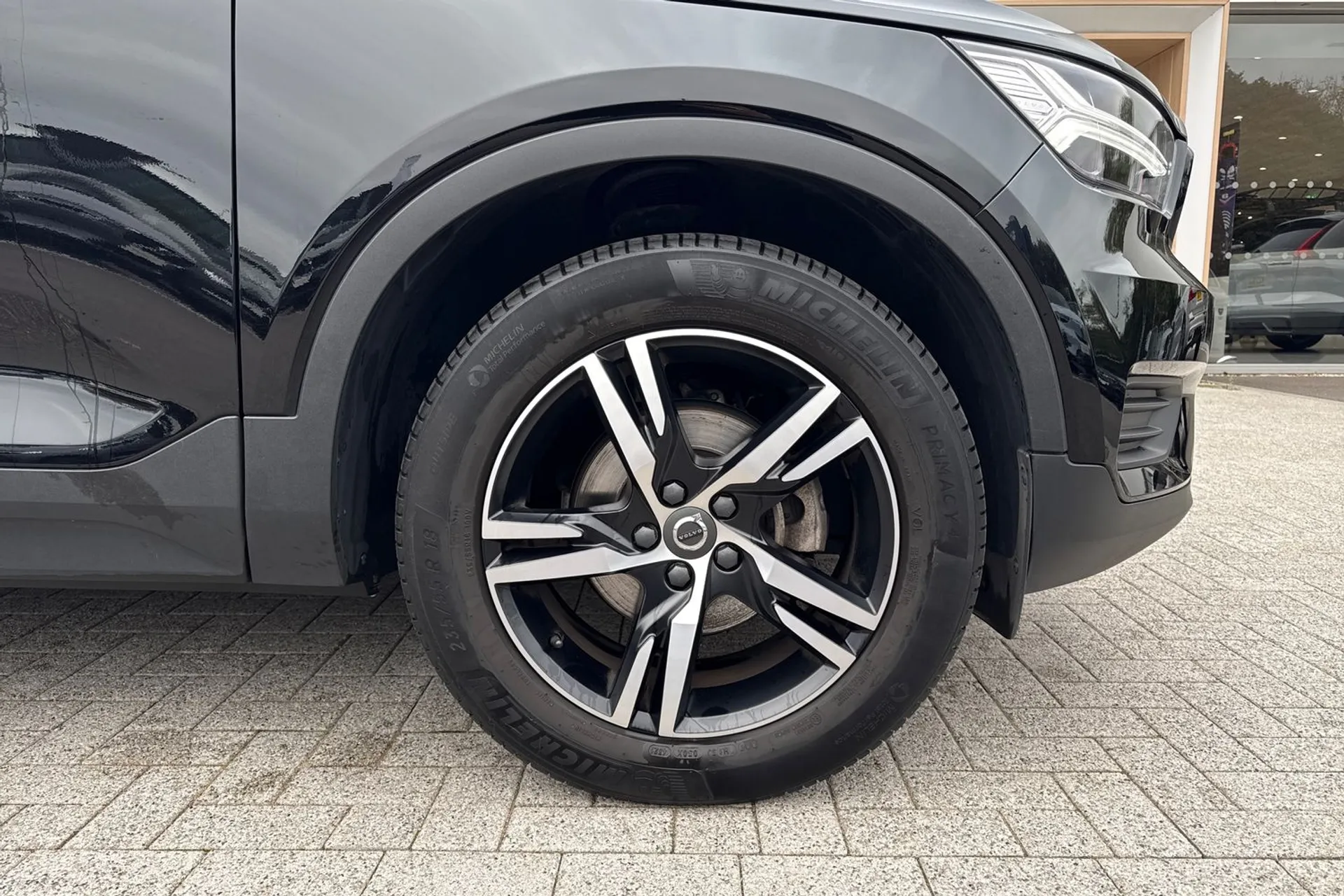 Volvo XC40 thumbnail image number 13