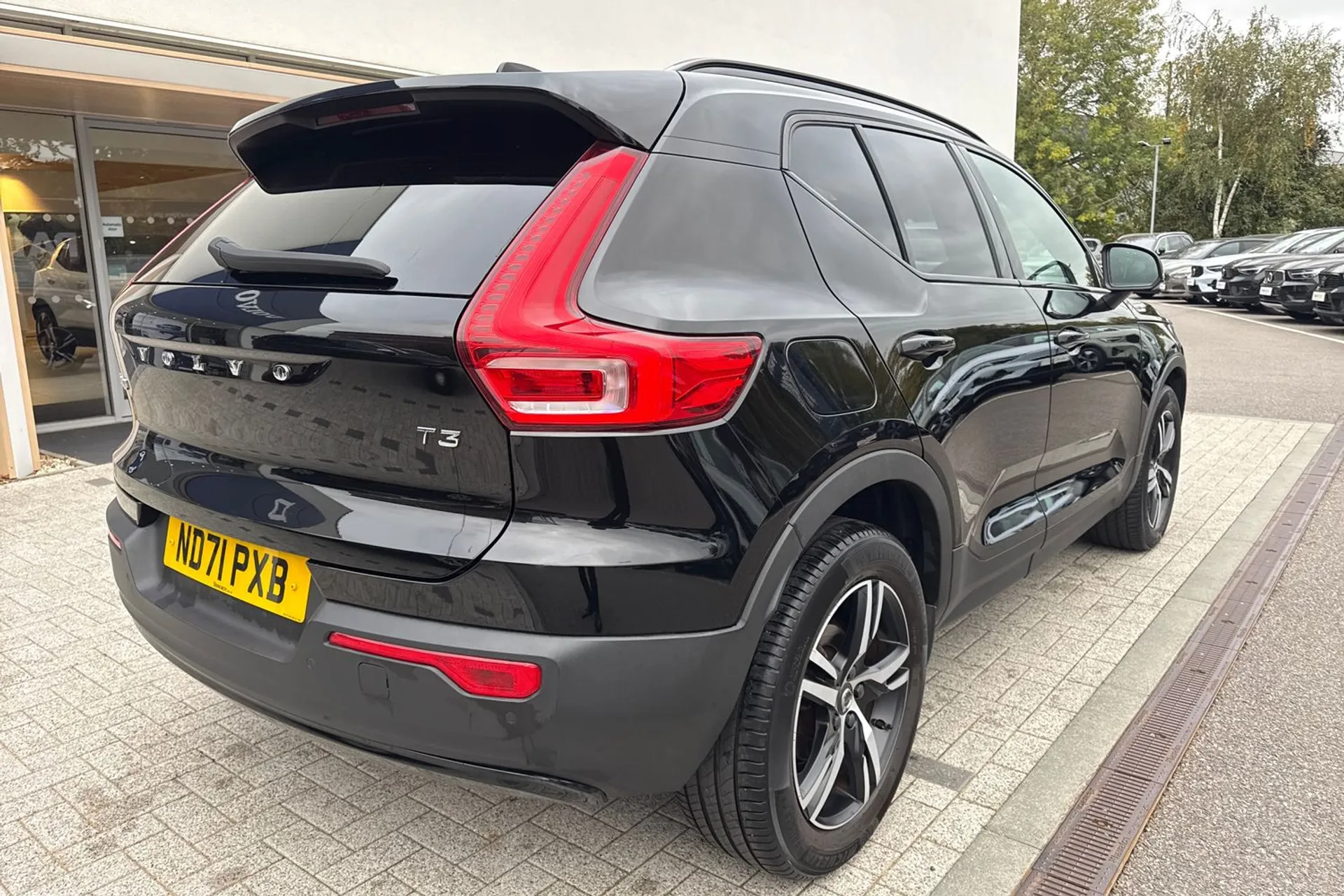 Volvo XC40 thumbnail image number 7