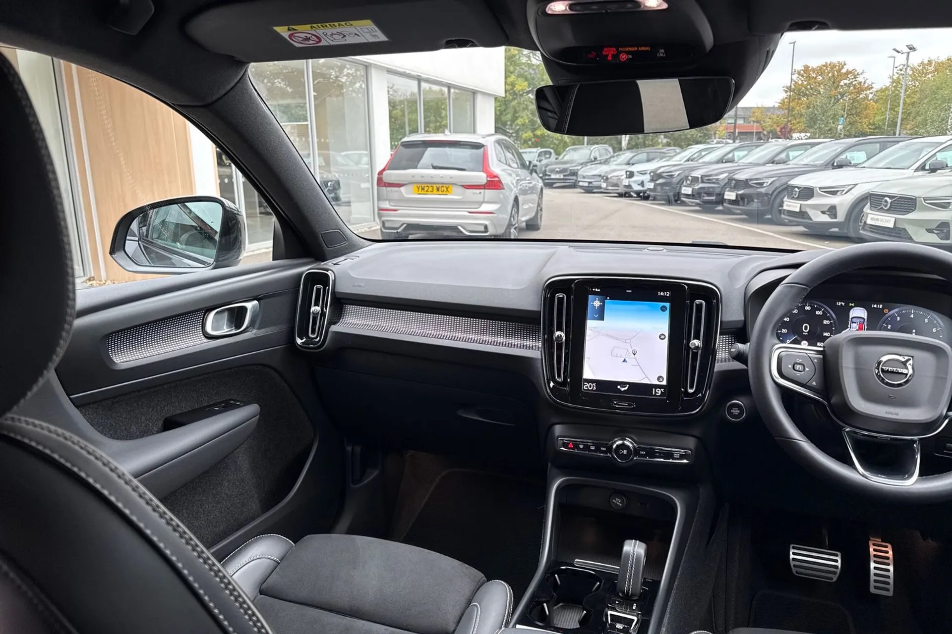 Volvo XC40 thumbnail image number 31