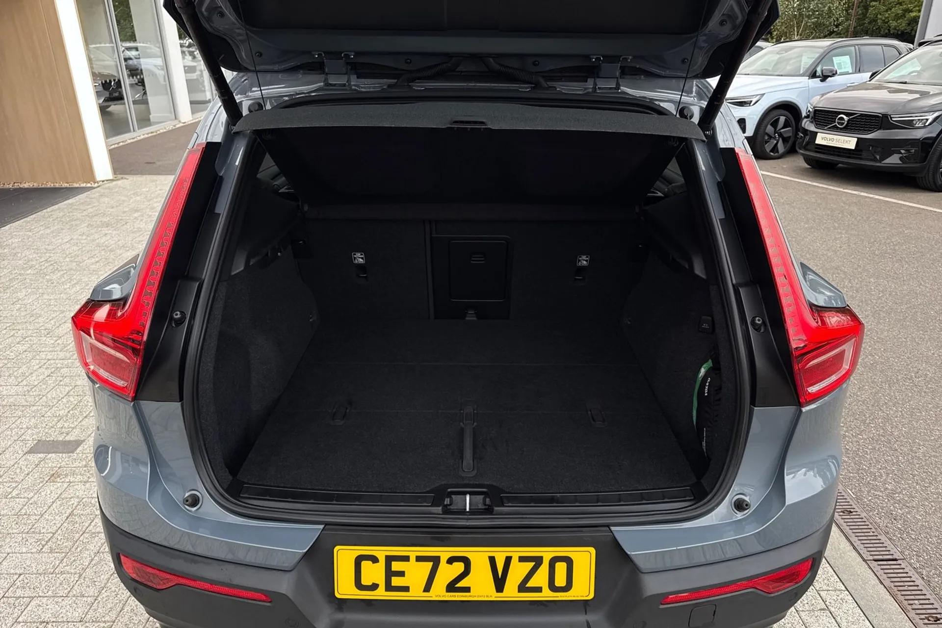 Volvo XC40 thumbnail image number 19