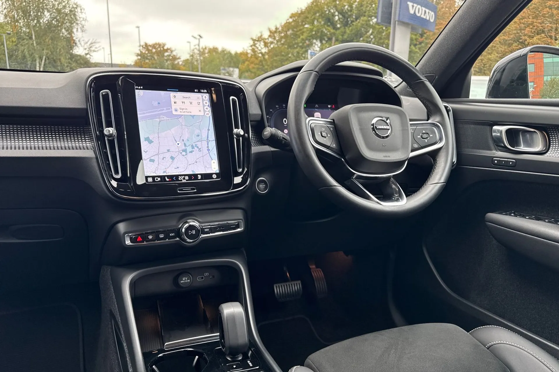 Volvo XC40 thumbnail image number 34