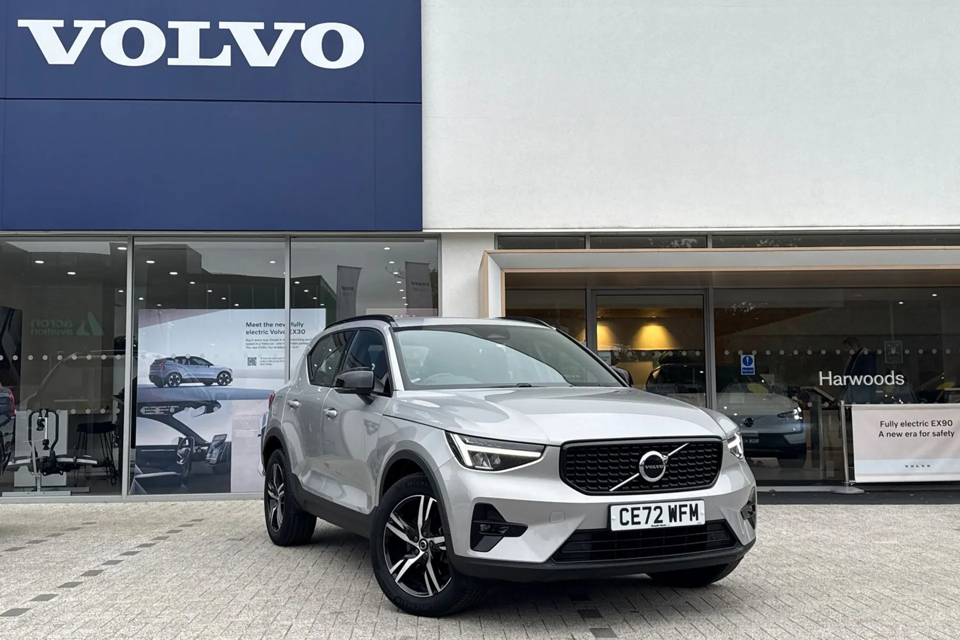 Volvo XC40 focused image