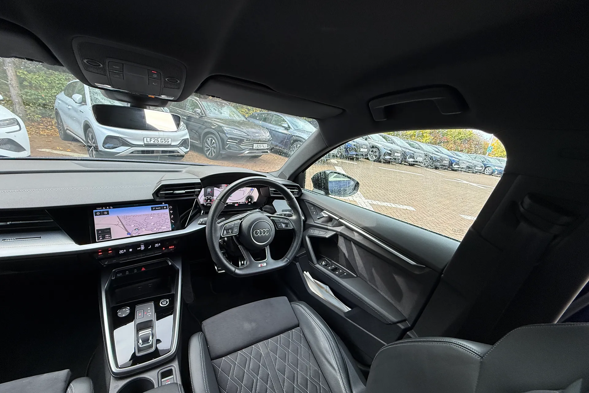 Audi A3 thumbnail image number 35