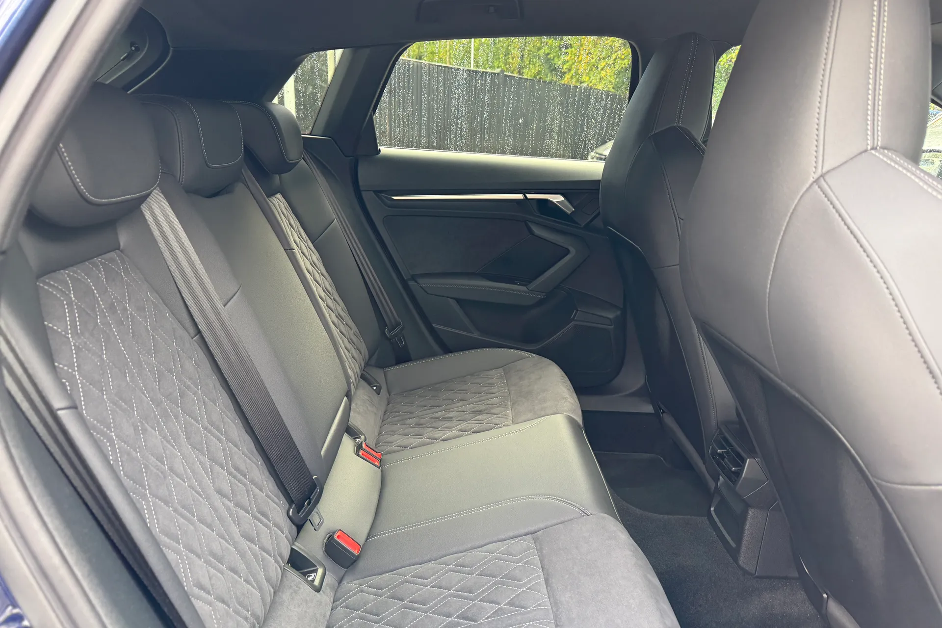 Audi A3 thumbnail image number 32