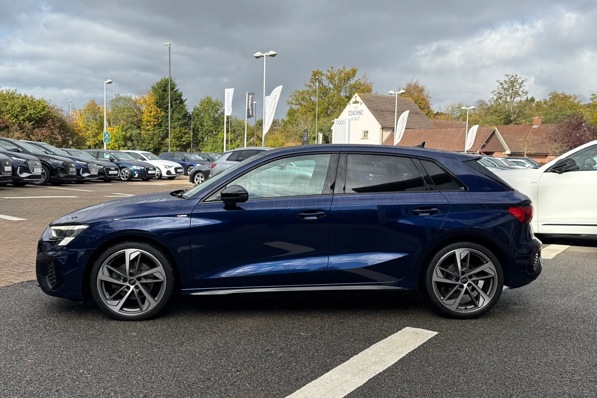 Audi A3 thumbnail image number 45