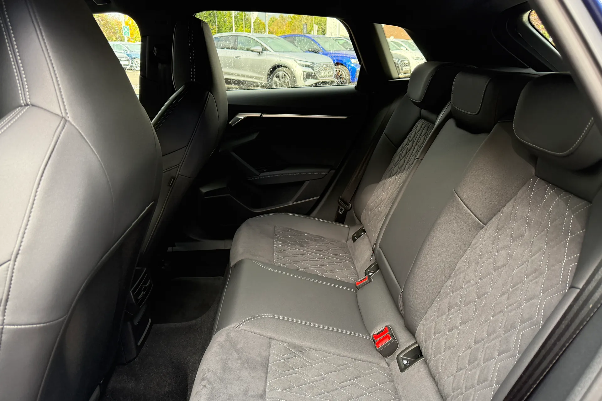 Audi A3 thumbnail image number 47