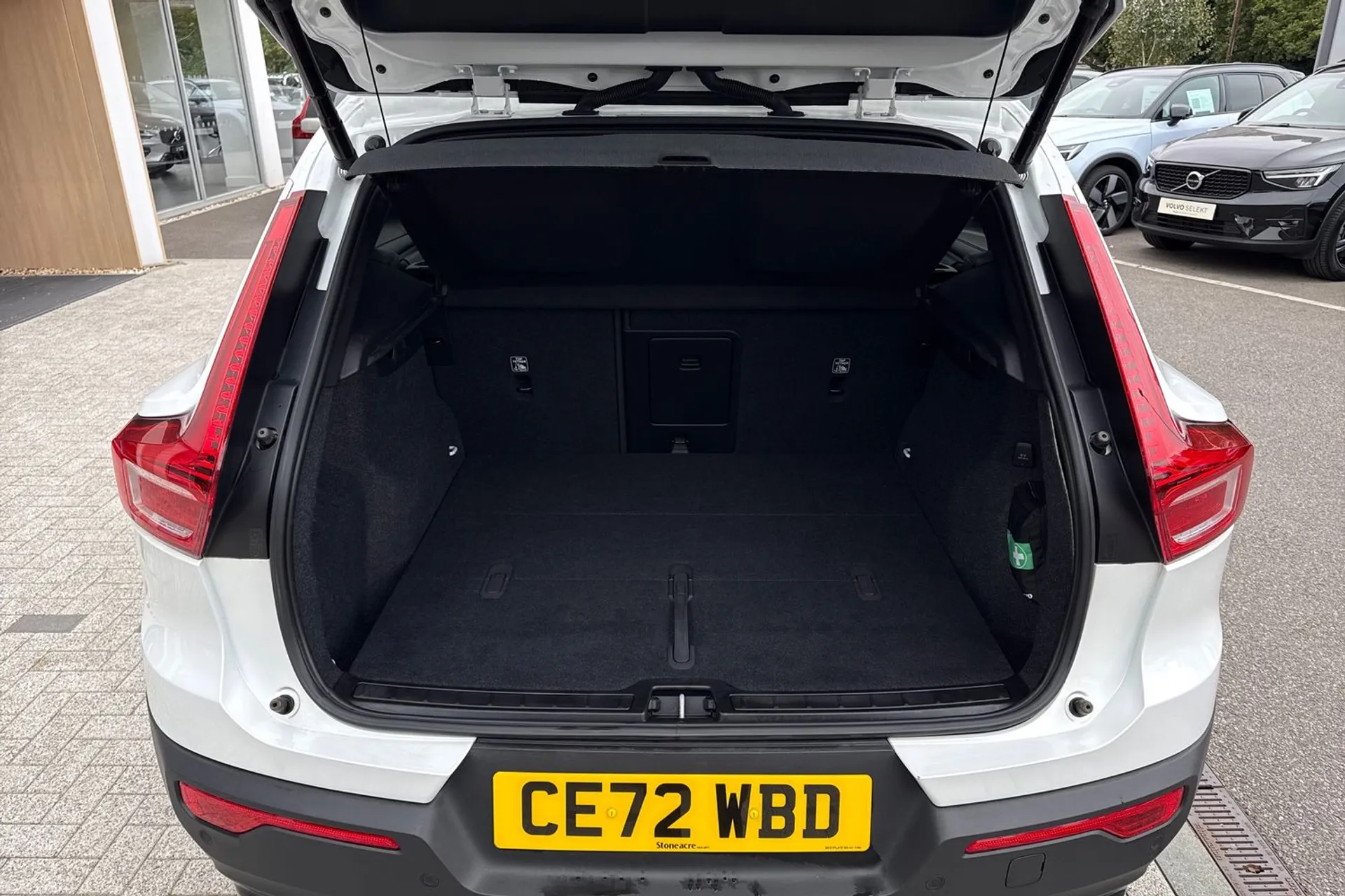 Volvo XC40 thumbnail image number 19